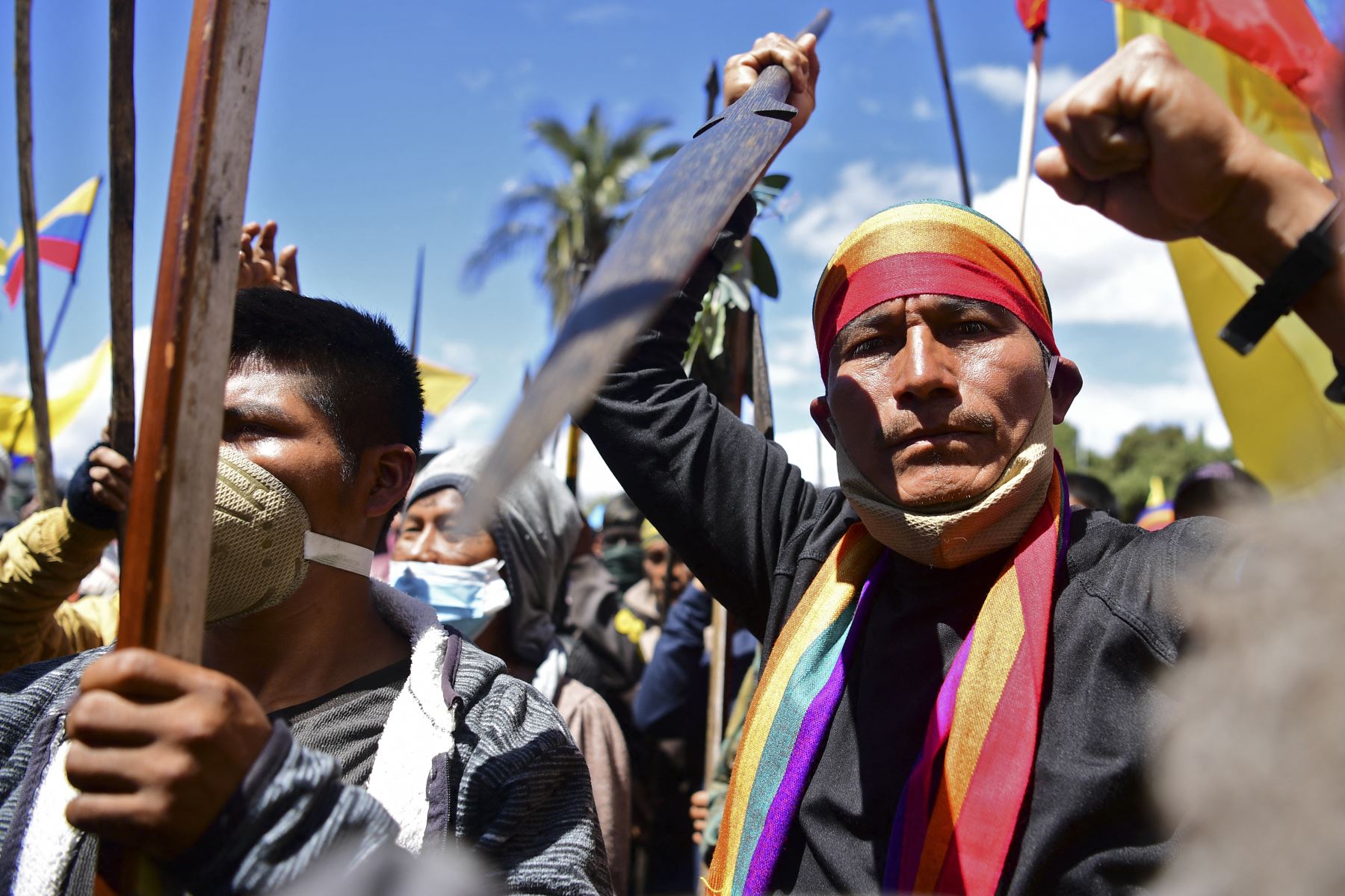 Indígenas protestan contra el gobierno en los alrededores de la Casa de la Cultura Ecuatoriana en Quito el 23 de junio de 2022.
Foto: AFP