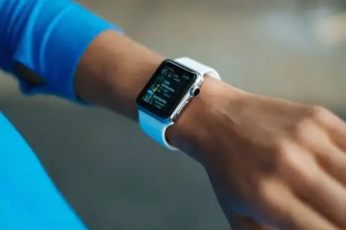 “Los actores de amenazas tienen múltiples formas de monetizar los ataques a los wearables inteligentes y al ecosistema relacionado de aplicaciones y software", indica Camilo Gutiérrez, jefe del Laboratorio de Investigación de ESET Latinoamérica. Foto:ESET.