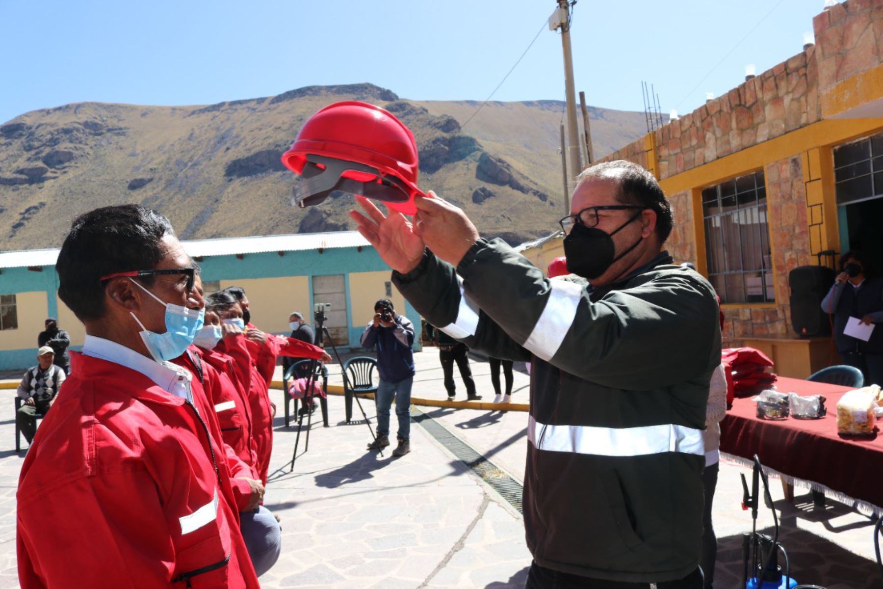 Arequipa: Caylloma forma primera brigada forestal de voluntarios para combatir incendios
