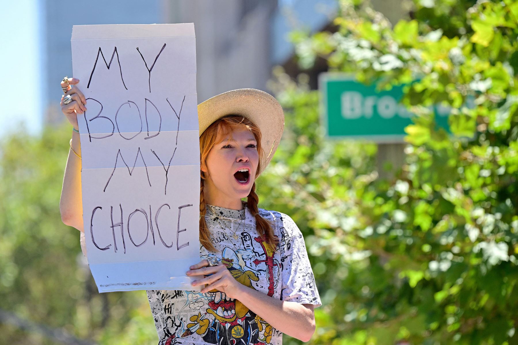 El fallo de la Corte Suprema penalizará aún más a las mujeres pobres o que crían solas a sus hijos, muchas de ellas de las minorías negra e hispana, subrayan los defensores del derecho al aborto. Foto: AFP