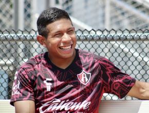 Edison Flores vuelve al fútbol mexicano y se encuentra motivado