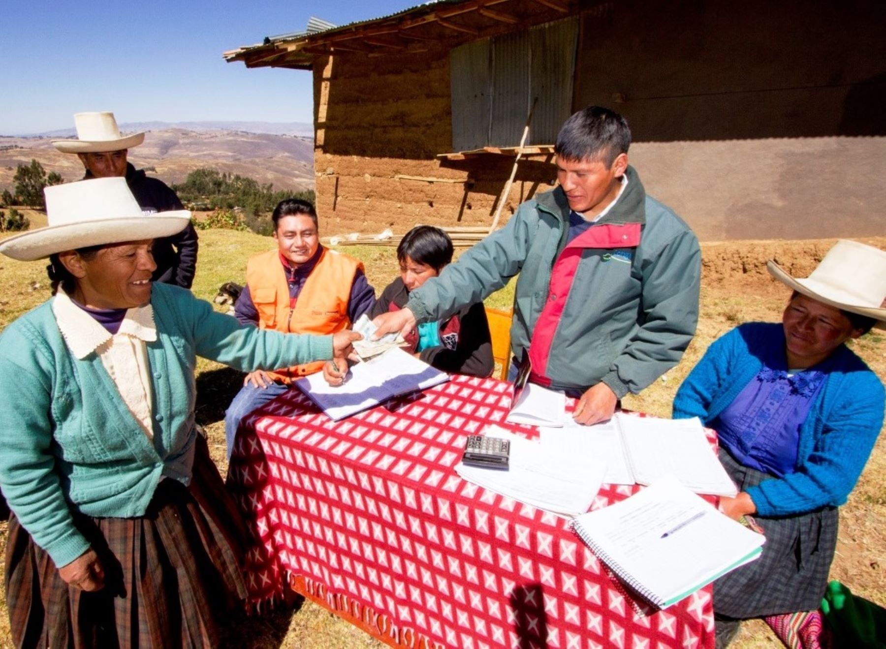 Proyecto de inclusión financiera rural que desarrolla el Programa Mundial de Alimentos en Cajamarca beneficia a más de 1,700 mujeres rurales de esa región.