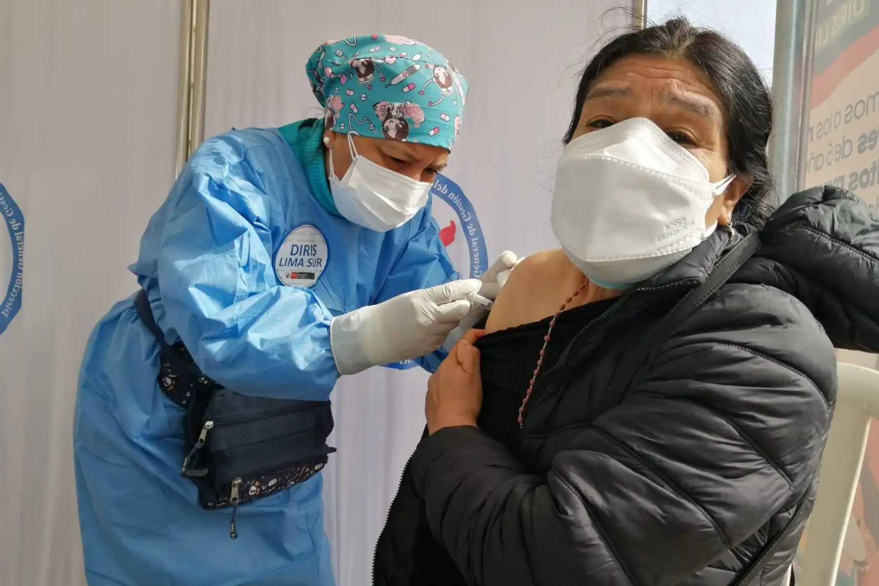 Frente a los efectos de las bajas temperaturas, el Minsa, a través de la 
DIRIS Lima Sur, realizó una jornada integral de salud en el A.H. Ciudad de Gozen, en Villa María del Triunfo, zona conocida como 