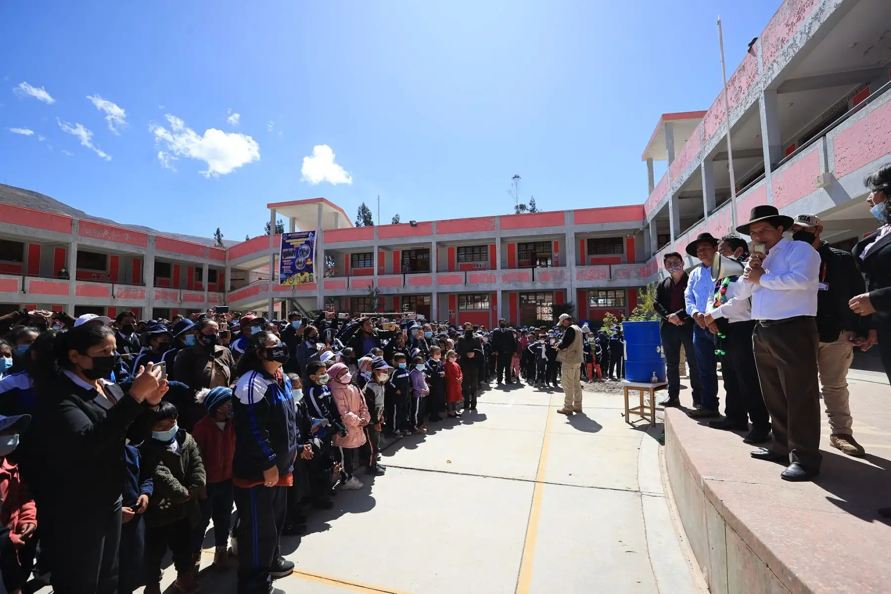 Presidente Pedro Castillo inspecciona la I.E Mariscal Cáceres de la provincia de Tayacaja en Huancavelica.
Foto: ANDINA/Prensa Presidencia