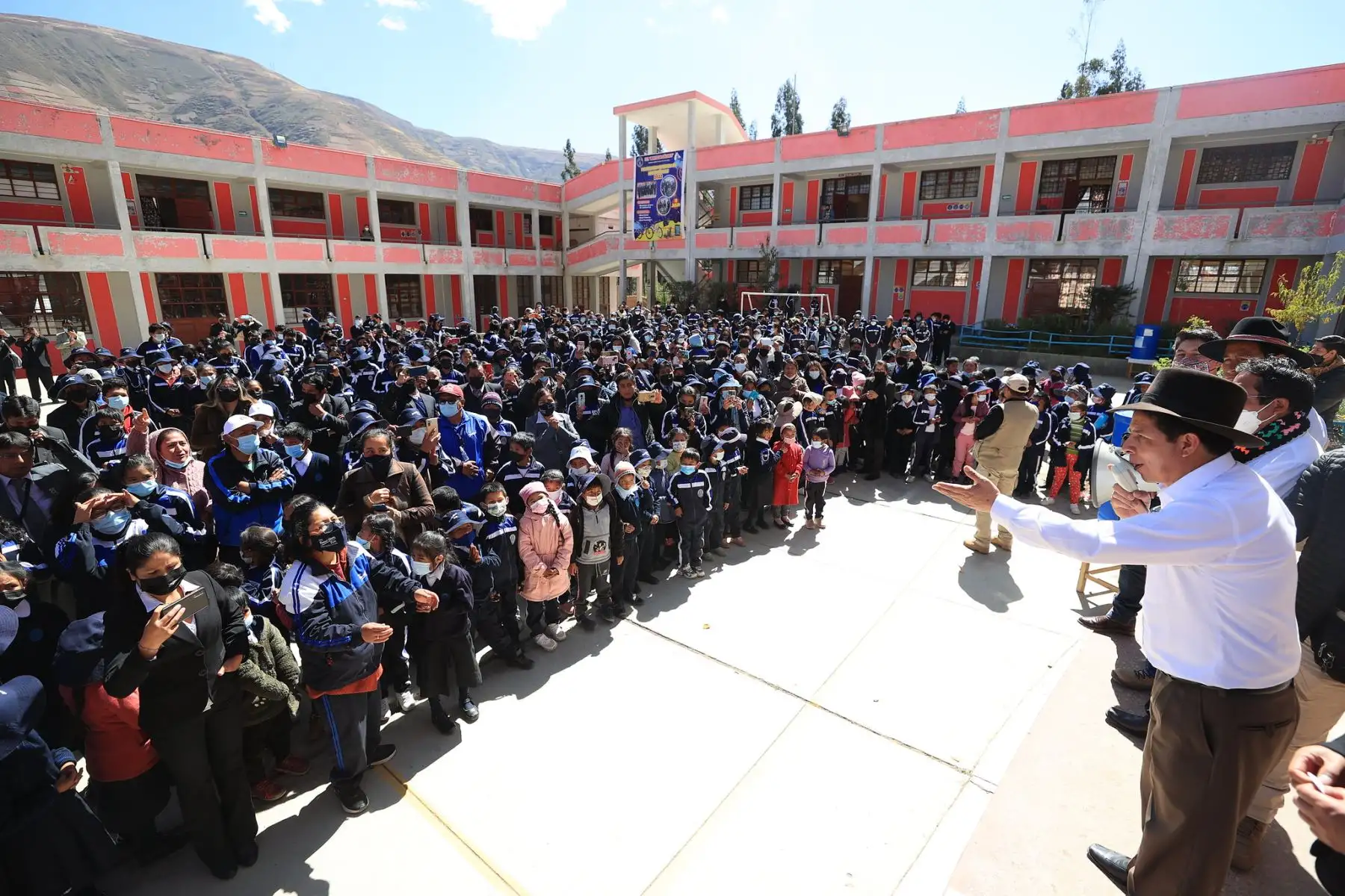 Presidente Pedro Castillo inspecciona la I.E Mariscal Cáceres de la provincia de Tayacaja en Huancavelica.
Foto: ANDINA/Prensa Presidencia