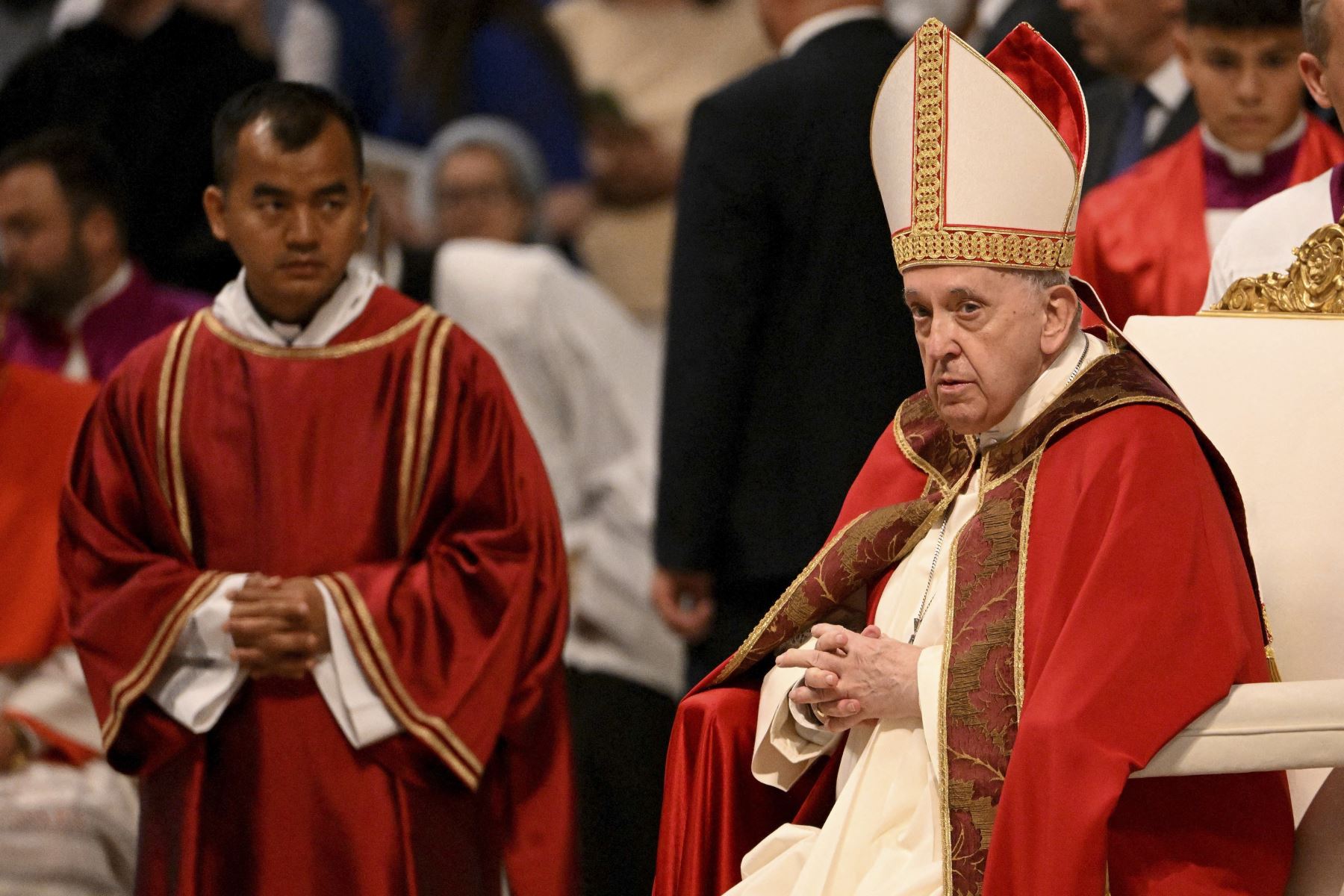 Papa Francisco vuelve a faltar a un acto al agudizarse su dolor de rodilla