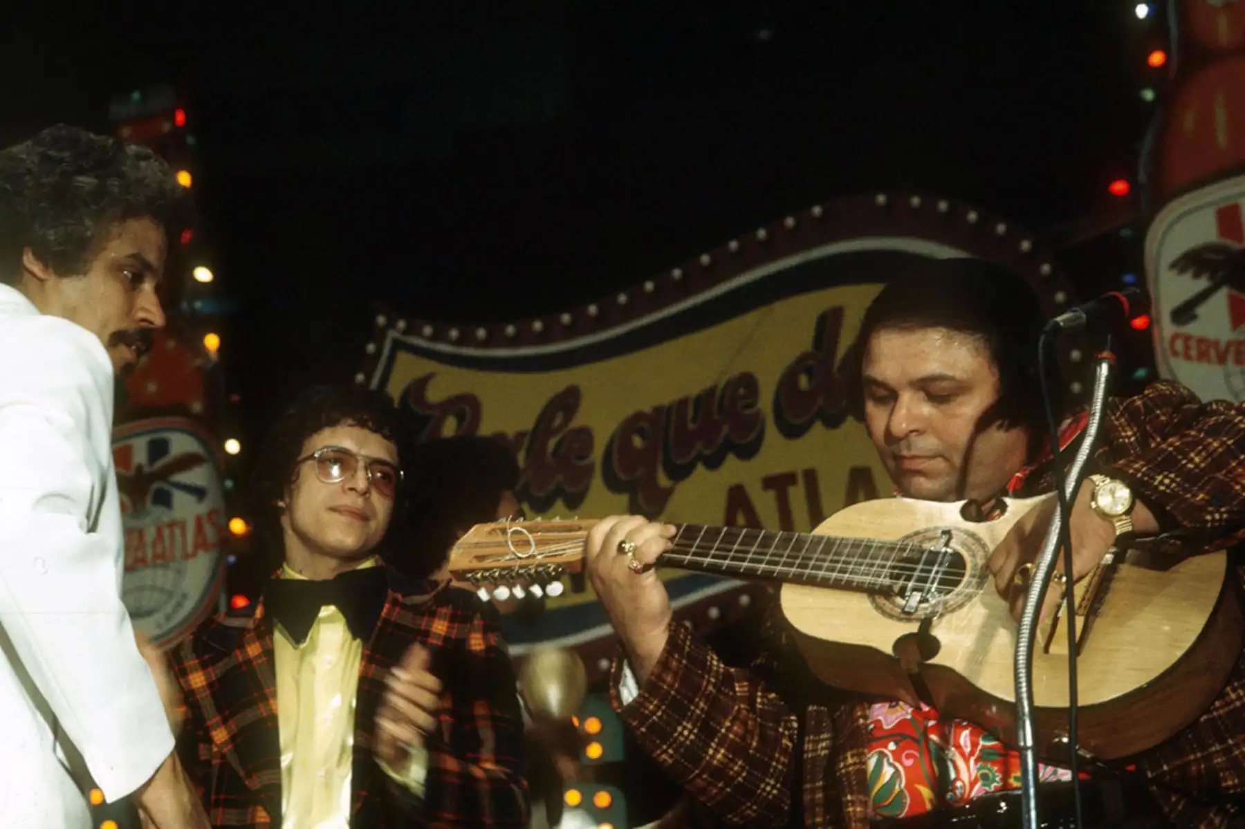 Jhonny Pacheco, Héctor Lavoe y Yomo Toro en concierto. 
Foto: Fania All-Stars