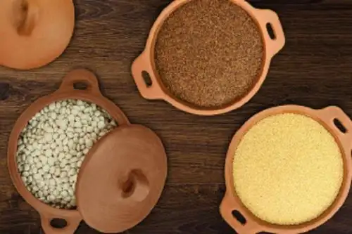La vasta biodiversidad que posee el Perú en su territorio lo convierte en una despensa alimentaria mundial. Entre la gran variedad de cultivos y especies oriundos destacan aquellos que son considerados superalimentos por sus ingentes atributos nutricionales y medicinales.