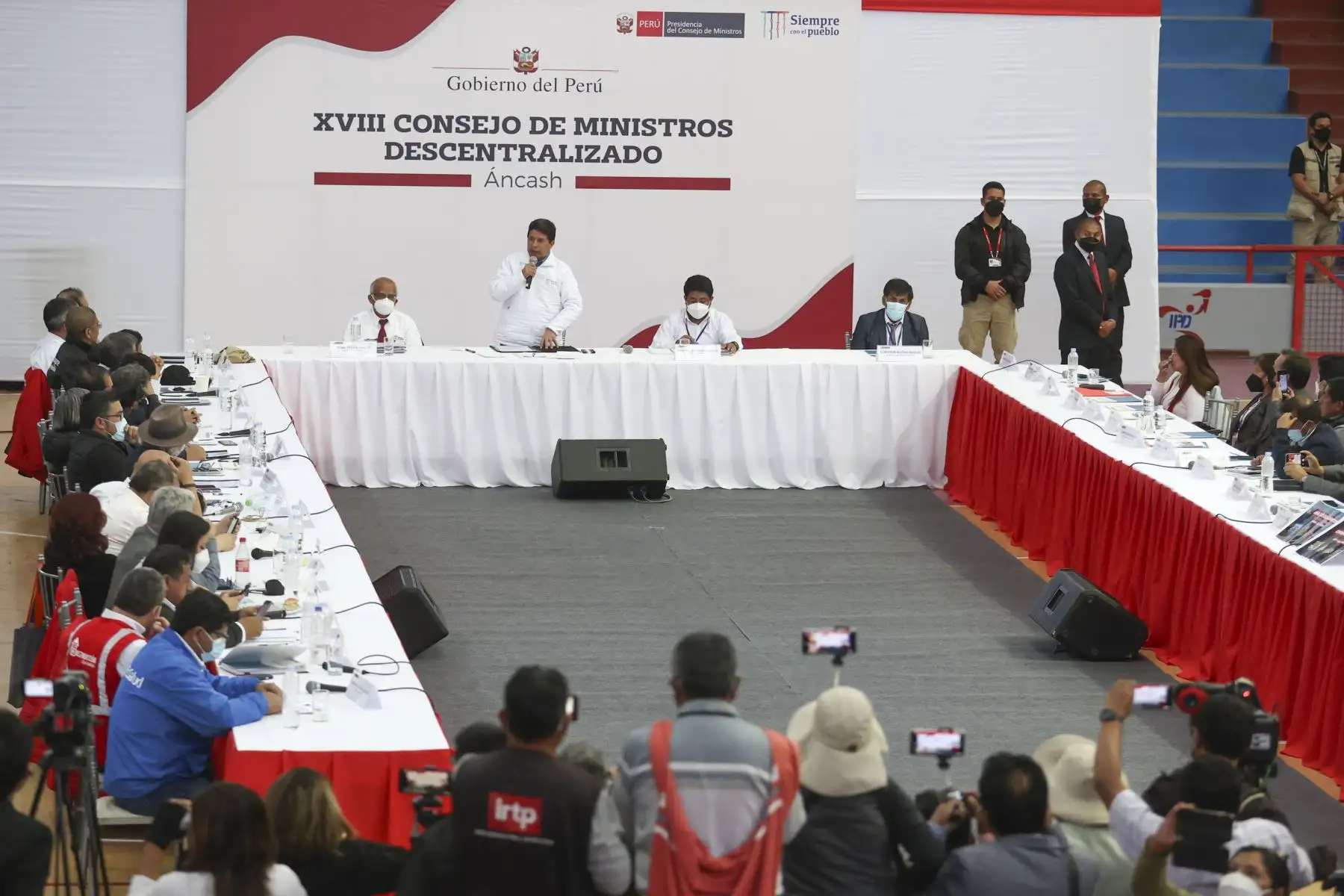 Jefe de Estado, Pedro Castillo, preside el XVIII Consejo de Ministros Descentralizado en Huaraz, región Áncash. Foto: ANDINA/Prensa Presidencia