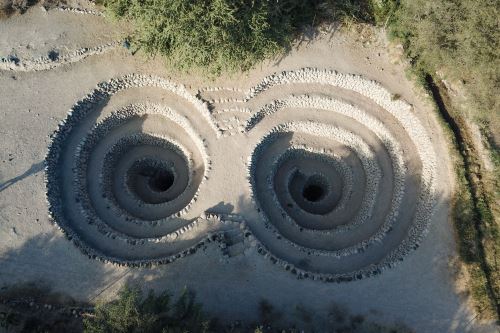 Alianza por el patrimonio: Líneas, acueductos y guarango en Nazca