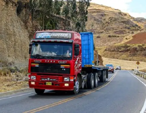 El Poder Ejecutivo presentó un proyecto de ley donde propone sancionar a transportistas extranjeros que ingresen al país con combustible contaminante.