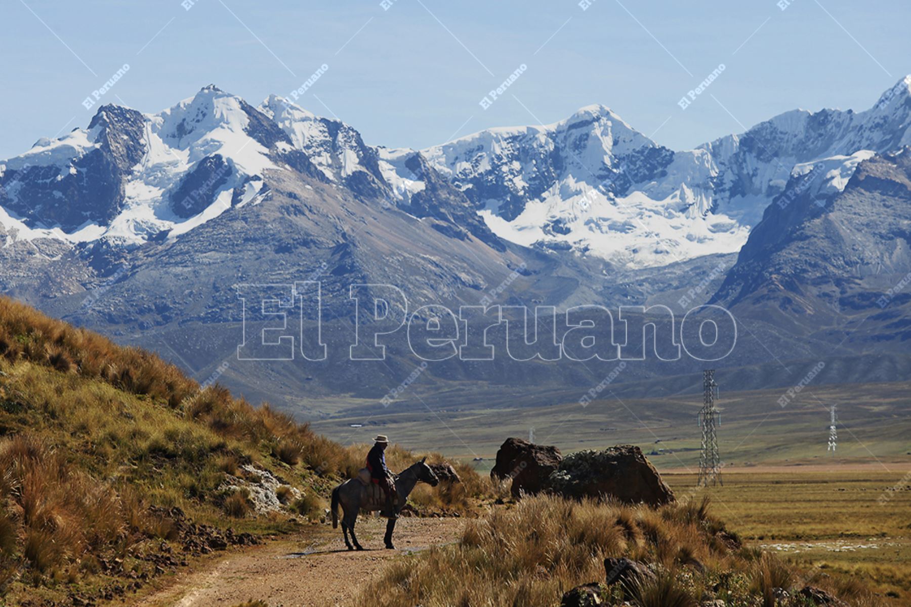 Ancash - 24 abril 2010 / Parque Nacional Huascarán. Foto Diario Oficial El Peruano / Rubén Grandez
