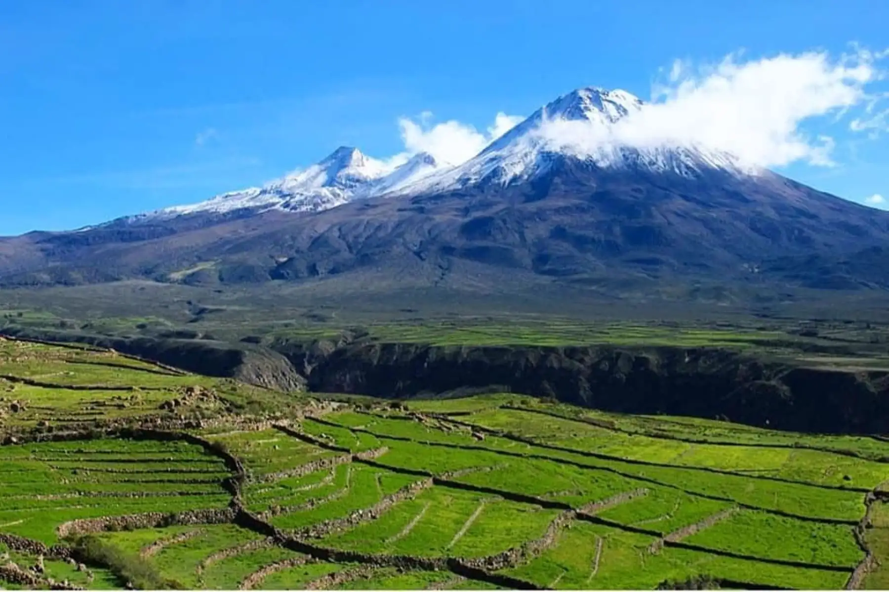 El Tutupaca es uno de los volcanes activos situados en la región Tacna. ANDINA/Difusión