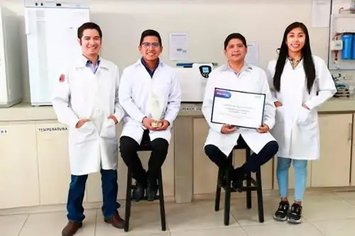 En Arequipa proyecto de investigación  que propone uso de bacterias para limpiar aguas residuales provenientes de curtiembres recibió premio