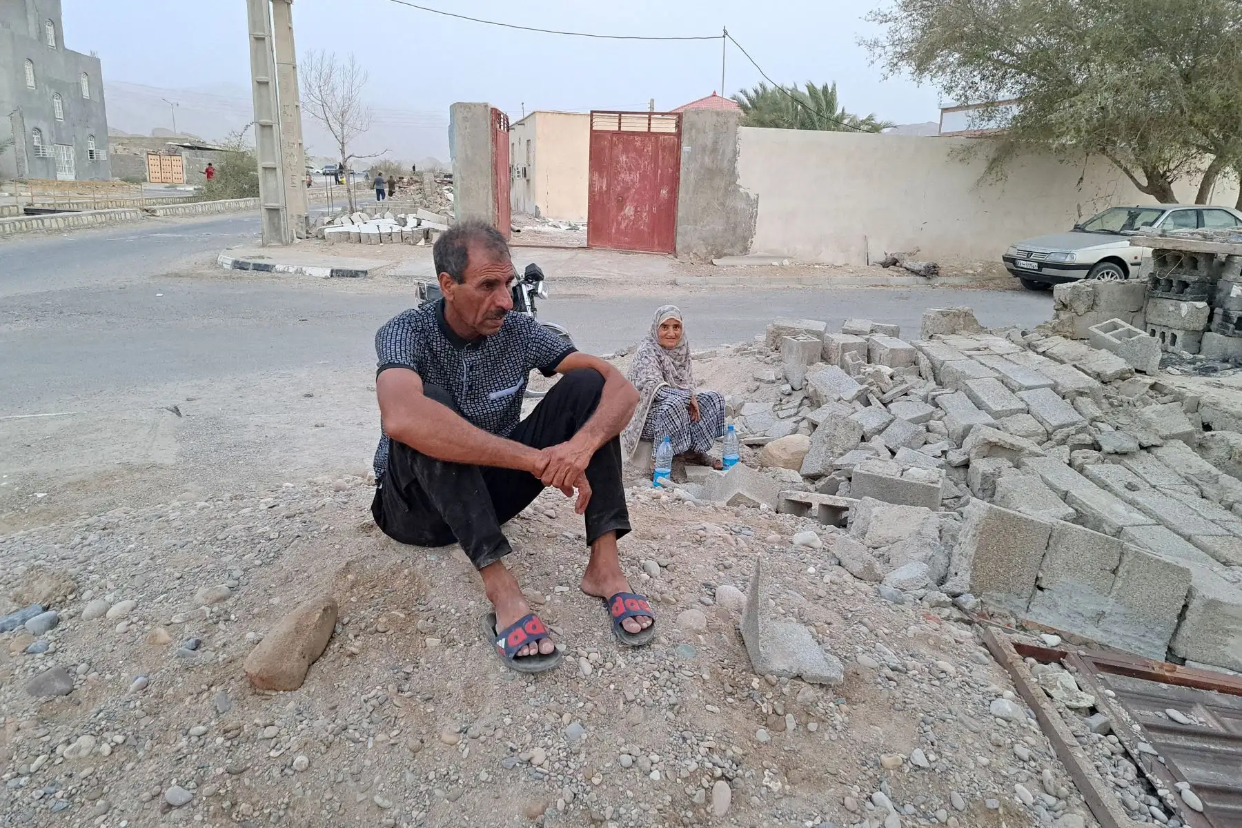 Según la televisión estatal, 49 personas resultaron heridas tras tres sismos sucesivos que sacudieron la provincia de Hormozgan (sur), principalmente la localidad de Sayeh Khosh, que fue la más afectada.
Foto: AFP