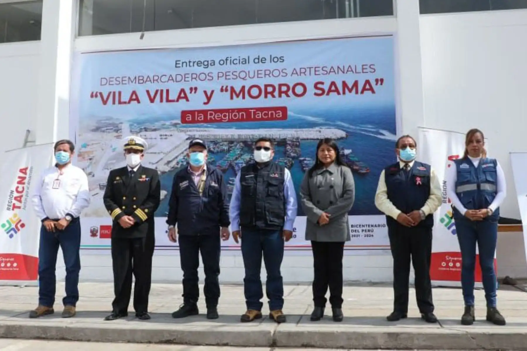 El Ministerio de la Producción realizó la transferencia oficial de los desembarcaderos pesqueros artesanales de Morro Sama y Vila Vila a la región Tacna, como parte del proceso de descentralización para el desarrollo integral del país.
Foto: Ministerio de la Producción