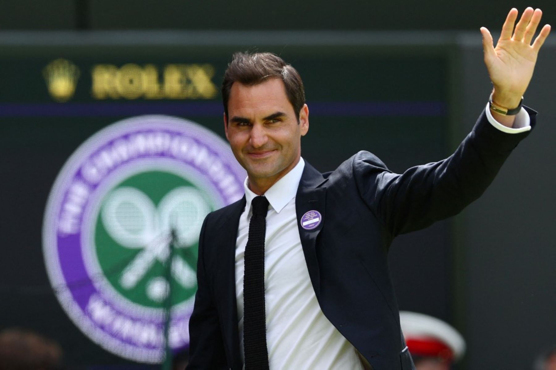 Federer volvió a pisar la hierba del Wimbledon