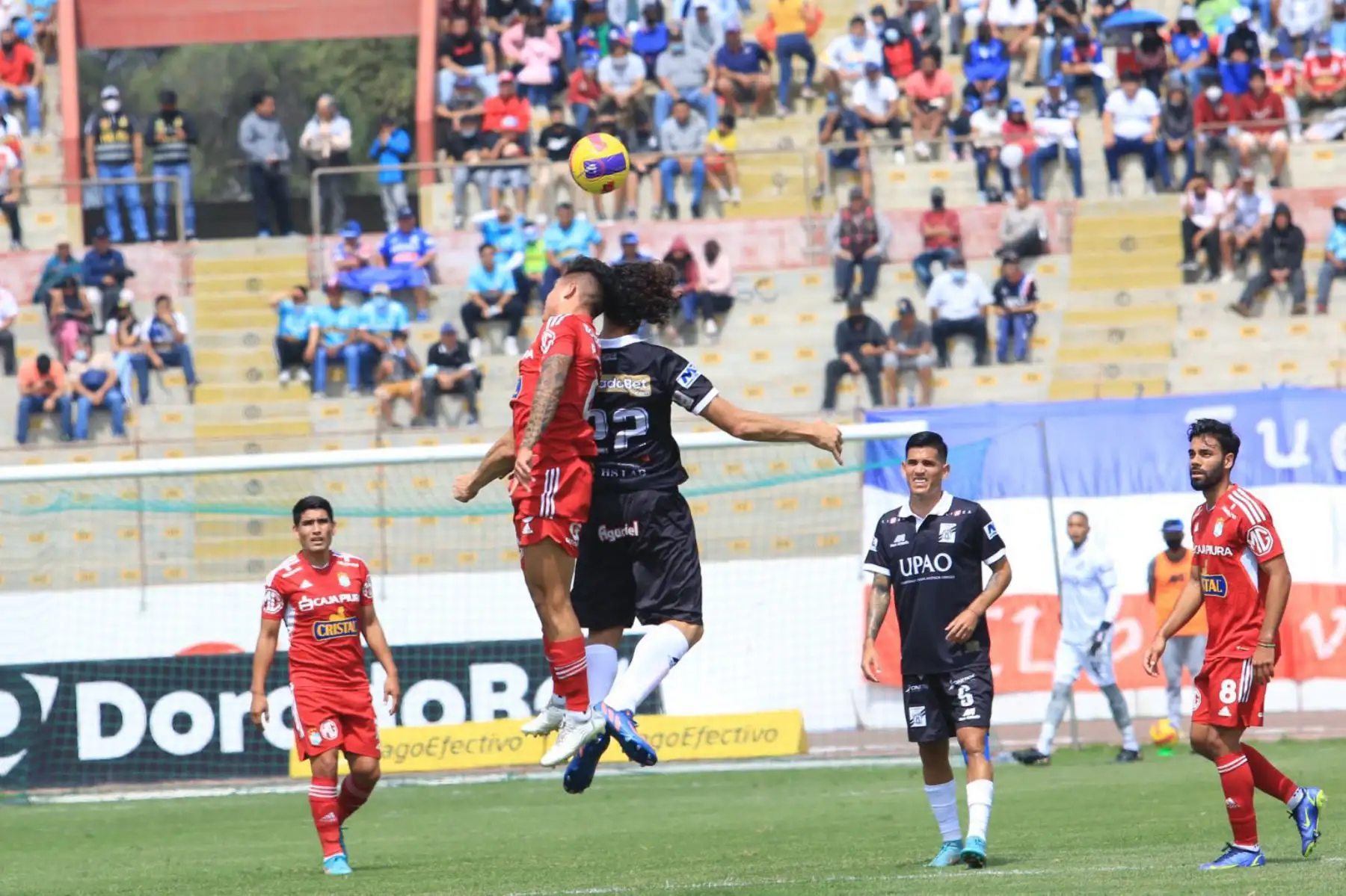 Sporting Cristal se se enfrenta al club Carlos  Mannucci en el partido de la jornada 19 del Torneo Apertura de la Liga 1 en el estadio Mansiche.
Foto: Liga 1