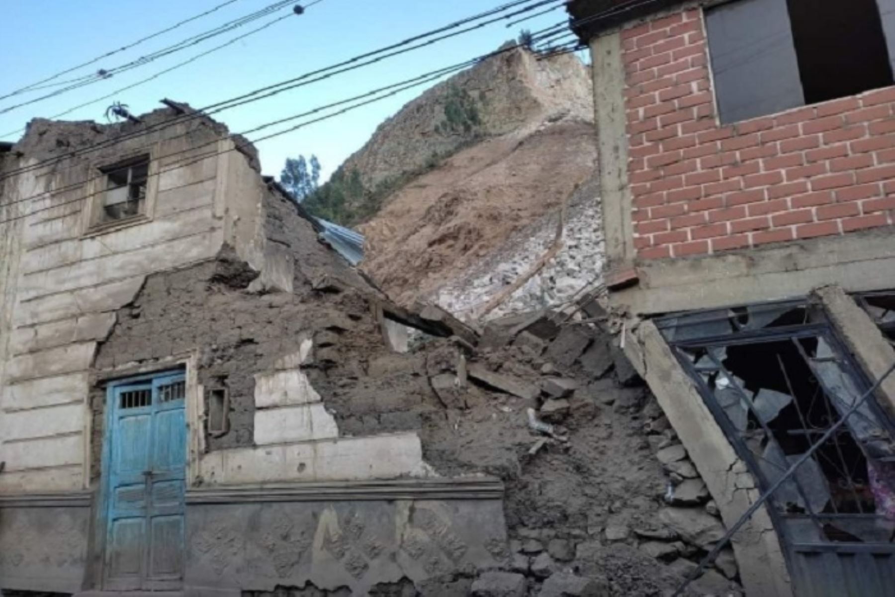 Deslizamiento en Chavín: municipio identifica posible zona de reubicación de damnificados