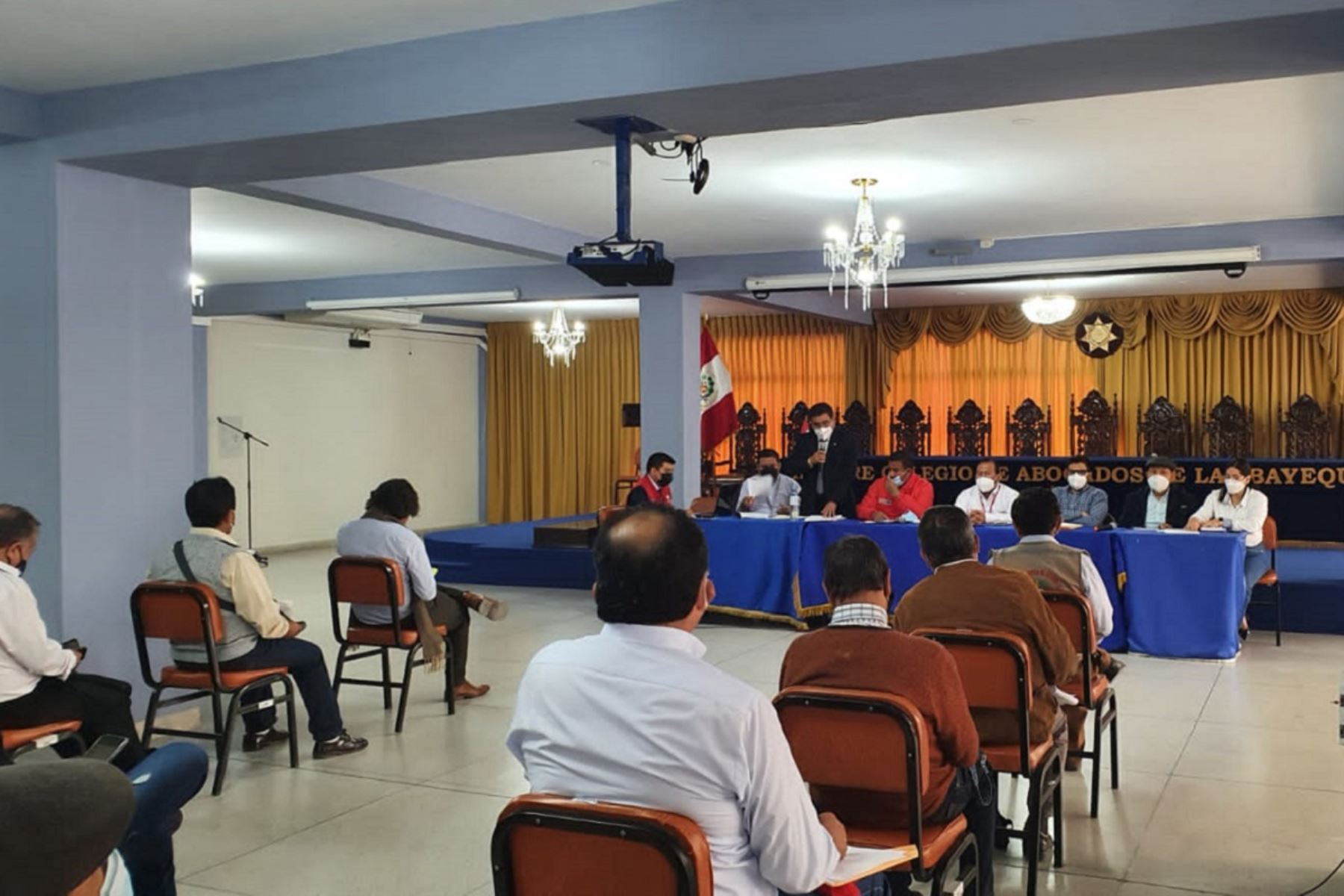 Instalación de la mesa de diálogo con trabajadores de azucareras de Lambayeque. Foto: Cortesía.
