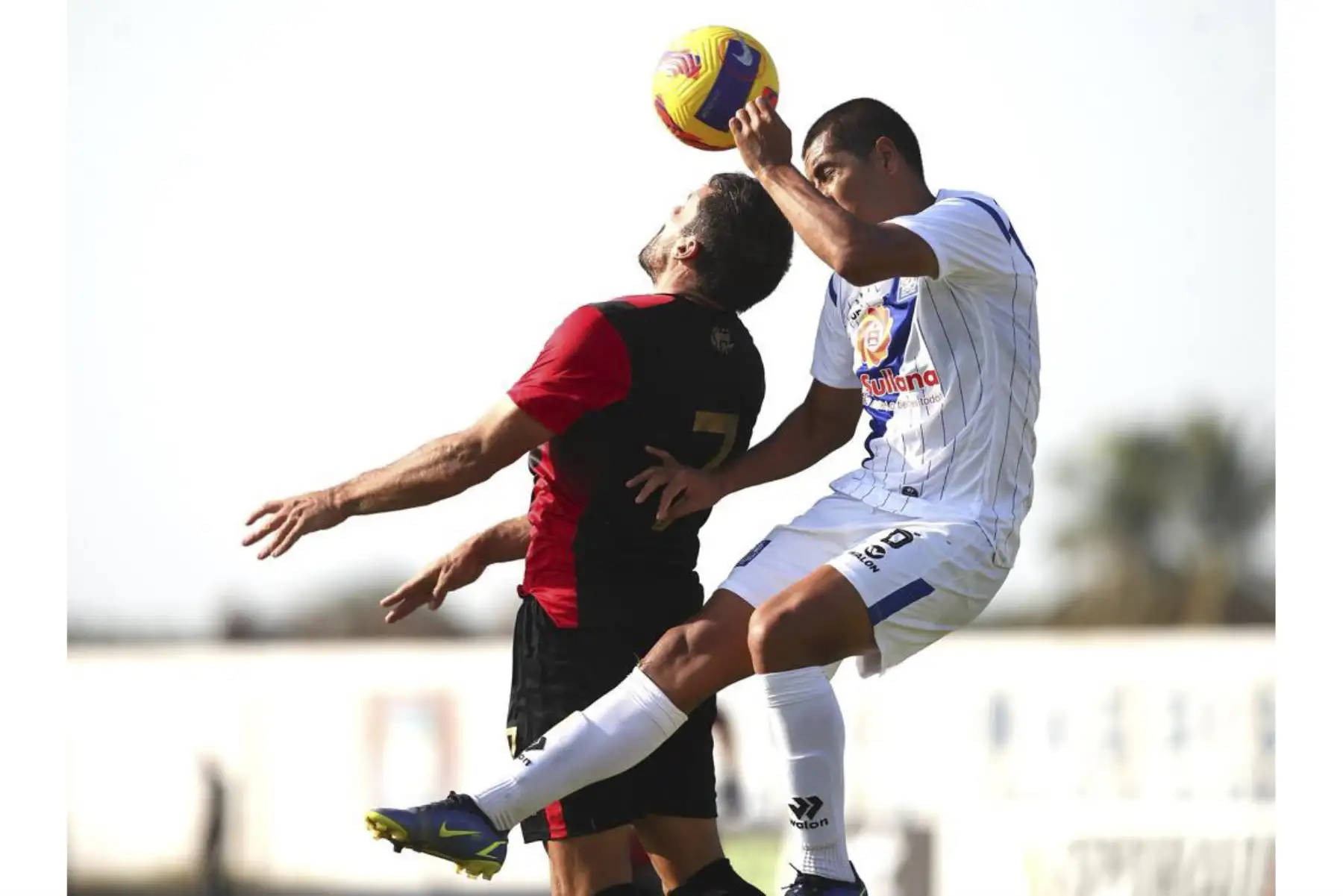 Melgar enfrenta a Alianza Atlético por la fecha 19 del Torneo Apertura en el Estadio Municipal Melanio Coloma Calderón de Sullana. Foto: Liga 1