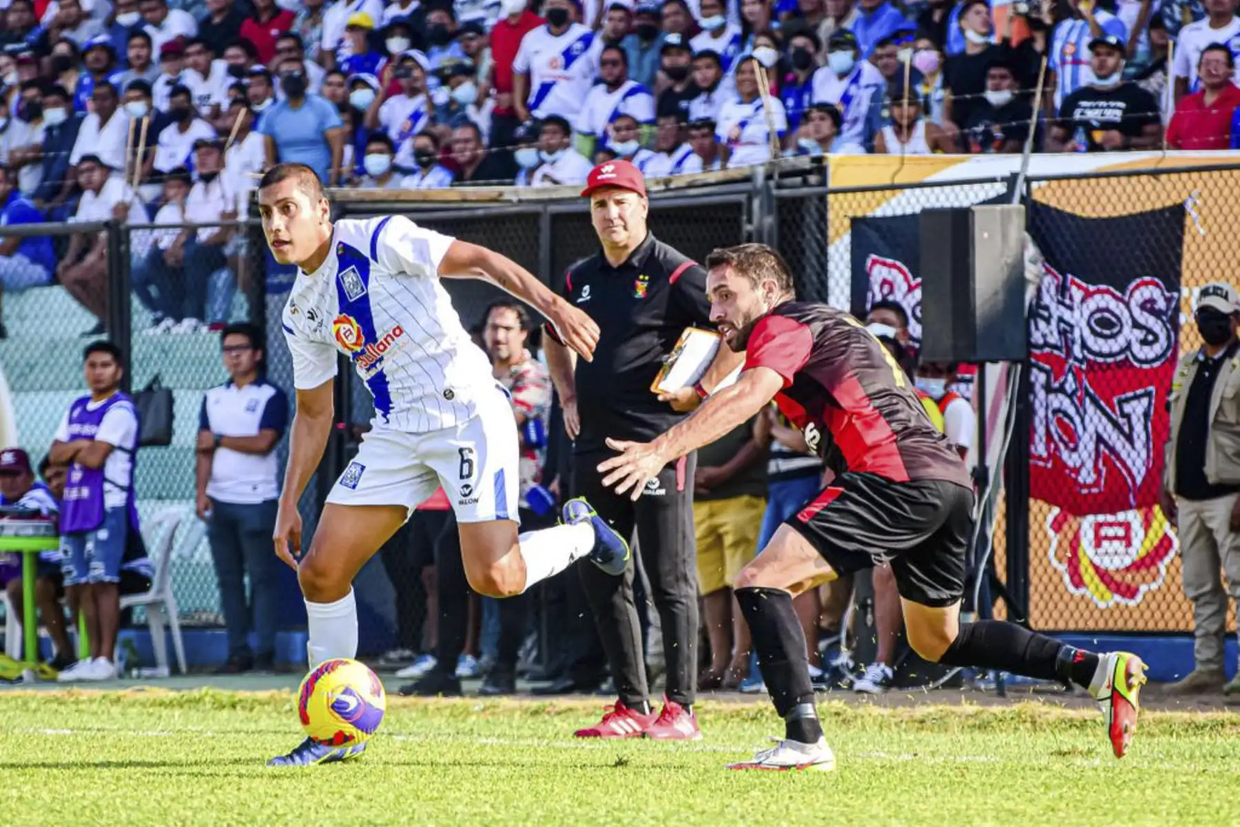 Melgar enfrenta a Alianza Atlético por la fecha 19 del Torneo Apertura en el Estadio Municipal Melanio Coloma Calderón de Sullana. Foto: Alianza Atlético de Sullana