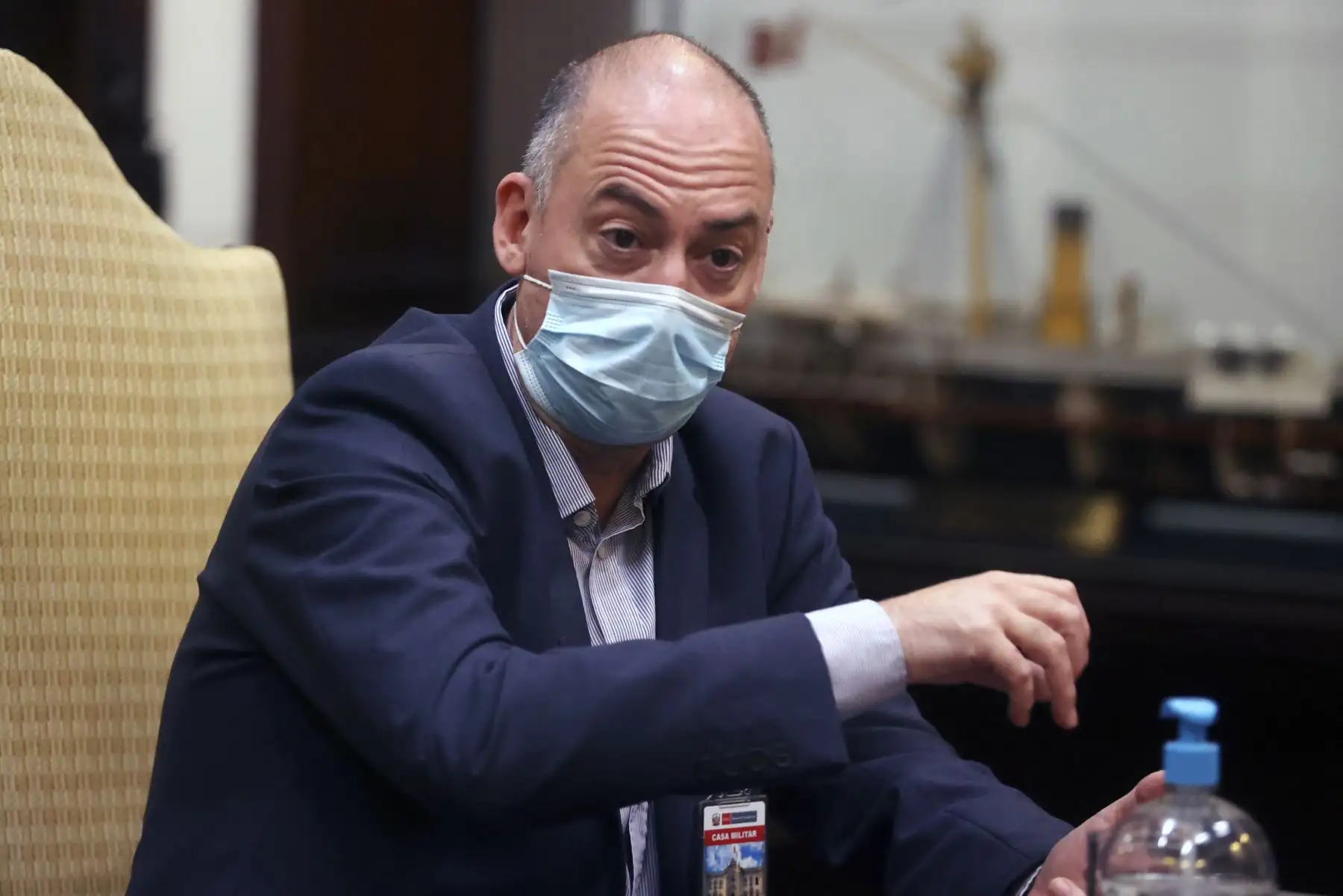El presidente de la República, Pedro Castillo Terrones, se reunió hoy con funcionarios de la Federación Internacional de Fútbol Asociación (FIFA), entre los que se encontró el director de torneos de FIFA, Jaime Yarza; el presidente de la Federación Peruana de Fútbol (FPF) Agustín Lozano, y otros representantes, en el marco de la organización para la próxima Copa Mundial Sub-17 de la FIFA Perú 2023.
Foto: ANDINA/Presidencia Perú