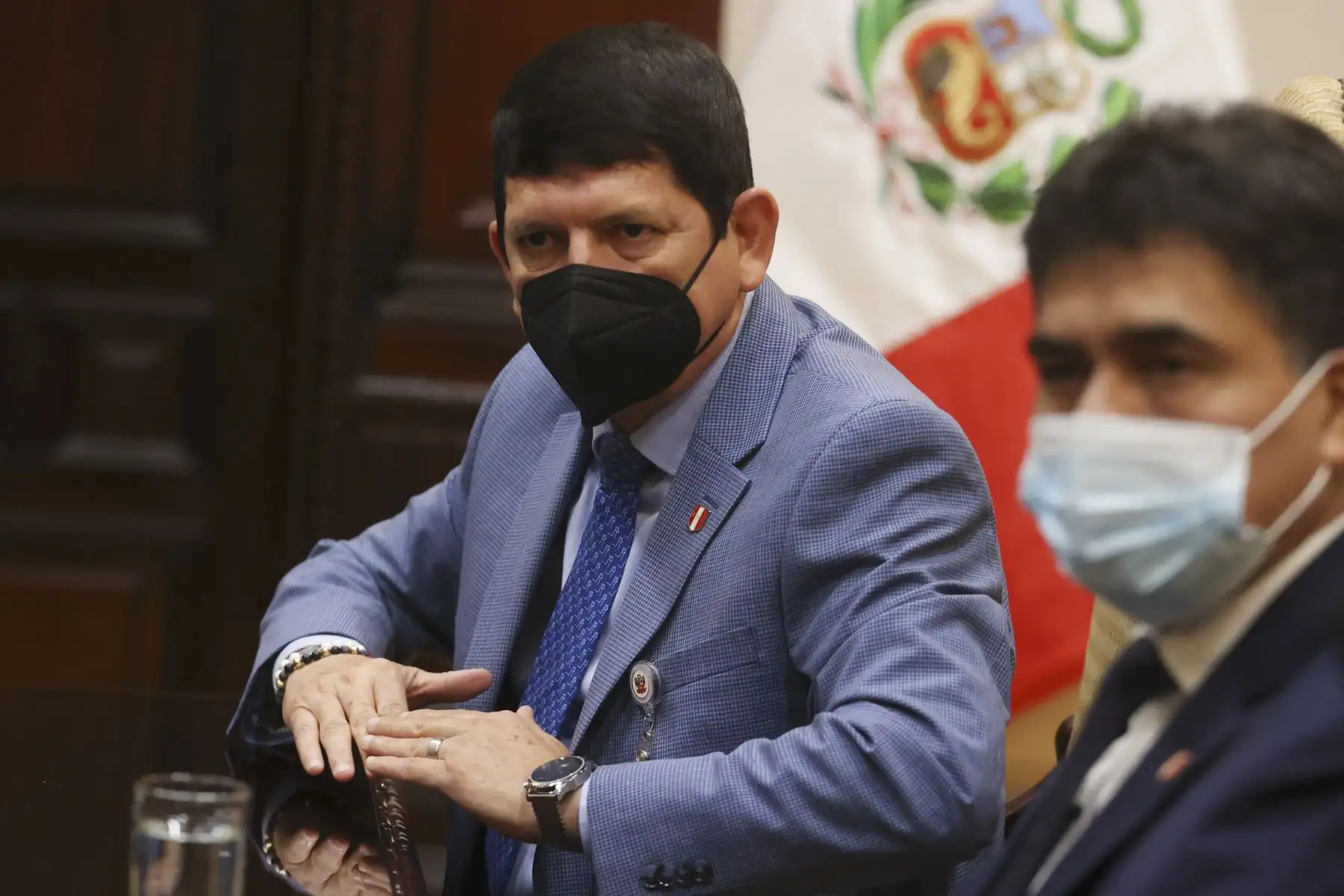 El presidente de la República, Pedro Castillo Terrones, se reunió hoy con funcionarios de la Federación Internacional de Fútbol Asociación (FIFA), entre los que se encontró el director de torneos de FIFA, Jaime Yarza; el presidente de la Federación Peruana de Fútbol (FPF) Agustín Lozano, y otros representantes, en el marco de la organización para la próxima Copa Mundial Sub-17 de la FIFA Perú 2023.
Foto: ANDINA/Presidencia Perú