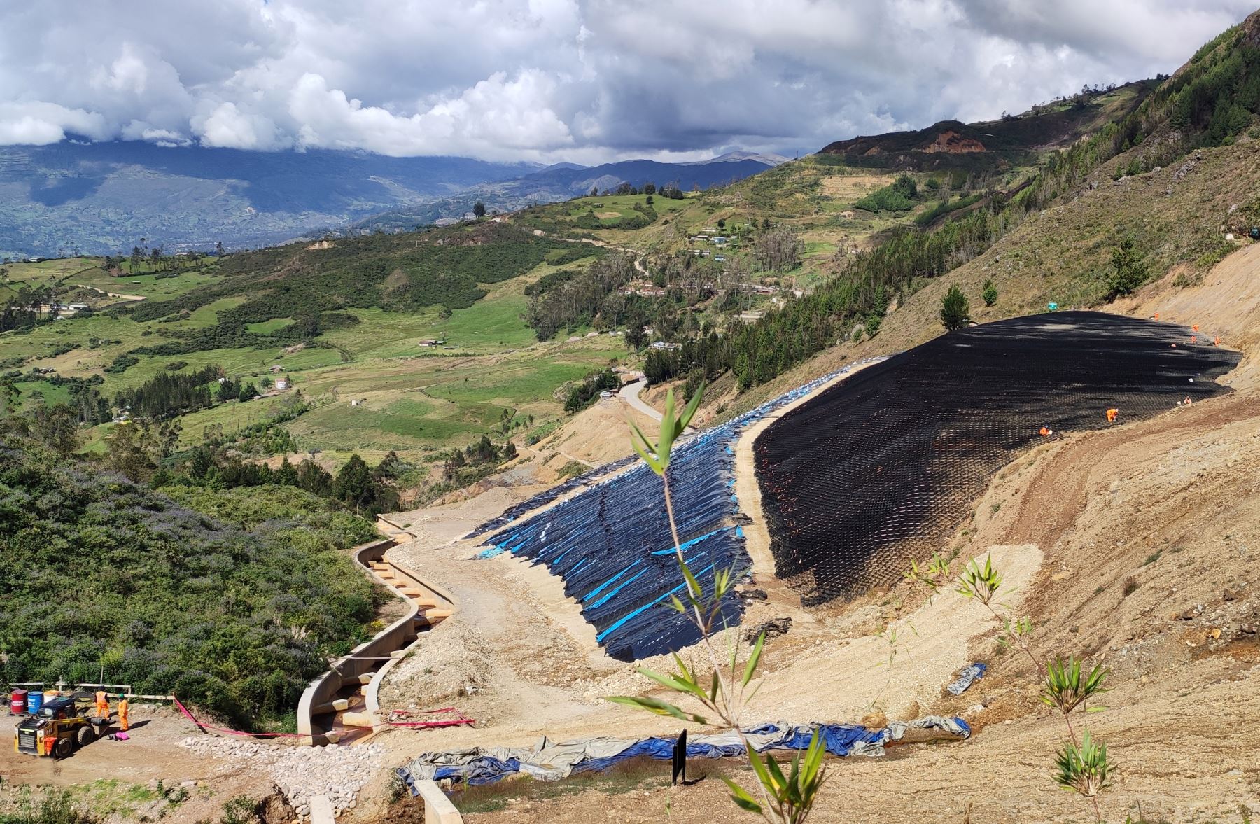Cajamarca: AMSAC reinicia obras de remediación ambiental minera en proyecto Los Negros.