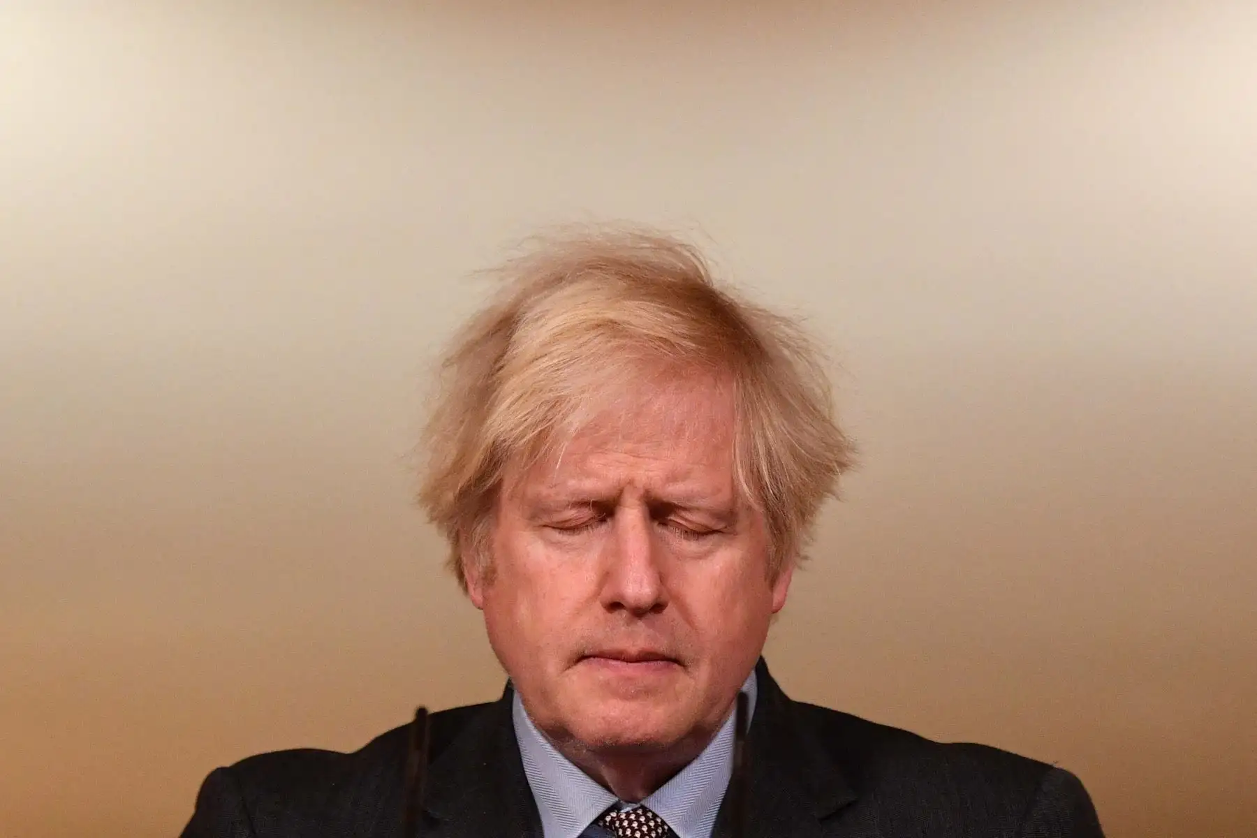 El primer ministro británico, Boris Johnson, anunció el jueves su dimisión como líder del Partido Conservador, pero se mantendrá como jefe del gobierno hasta que se nombre a su sucesor. Foto: AFP El primer ministro británico, Boris Johnson, anunció el jueves su dimisión como líder del Partido Conservador, pero se mantendrá como jefe del gobierno hasta que se nombre a su sucesor. Foto: AFP