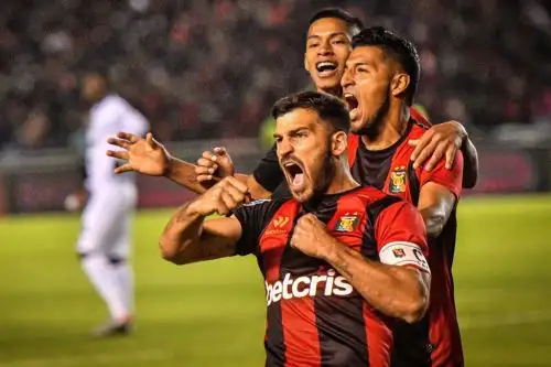 Bernardo Cuesta es el jugador clave que tiene el FBC Melgar en la actualidad. Foto: AFP