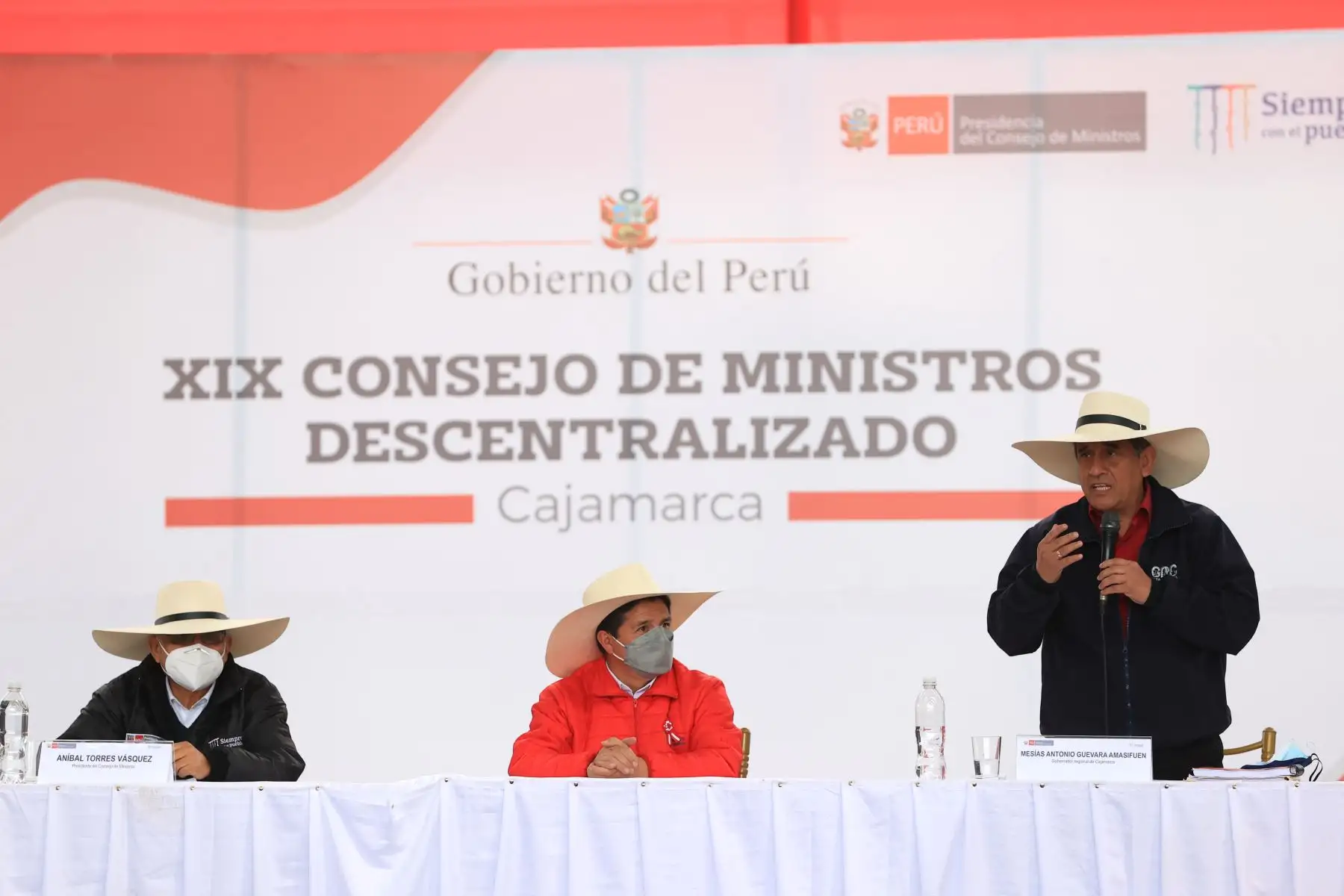 El Gobernador Regional de Cajamarca,Mesías Guevara, participó del XIX Consejo de Ministros Descentralizado en la ciudad de Celendín, Cajamarca.
Foto: ANDINA/ Presidencia Perú
