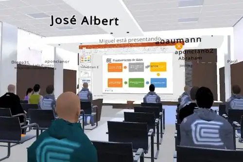 A esta innovación se le conoce como aprendizaje inmersivo y logra que los participantes, tanto docentes como estudiantes, estando en su casa u oficina, se puedan trasladar a un ambiente virtual