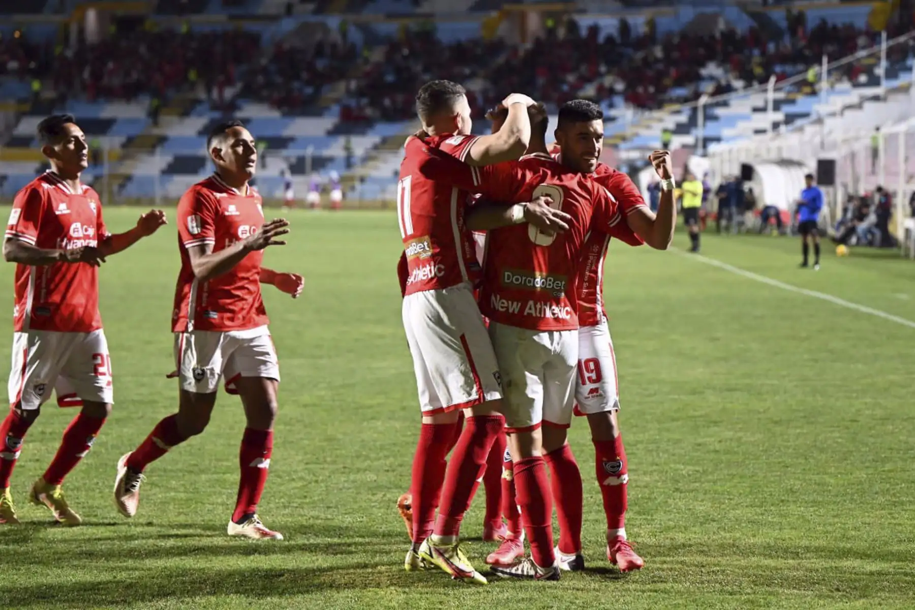 Cienciano choca ante UCV por la fecha 1 del Torneo Apertura de la Liga 1, en el estadio Inca Garcilaso de la Vega. Foto: UCV