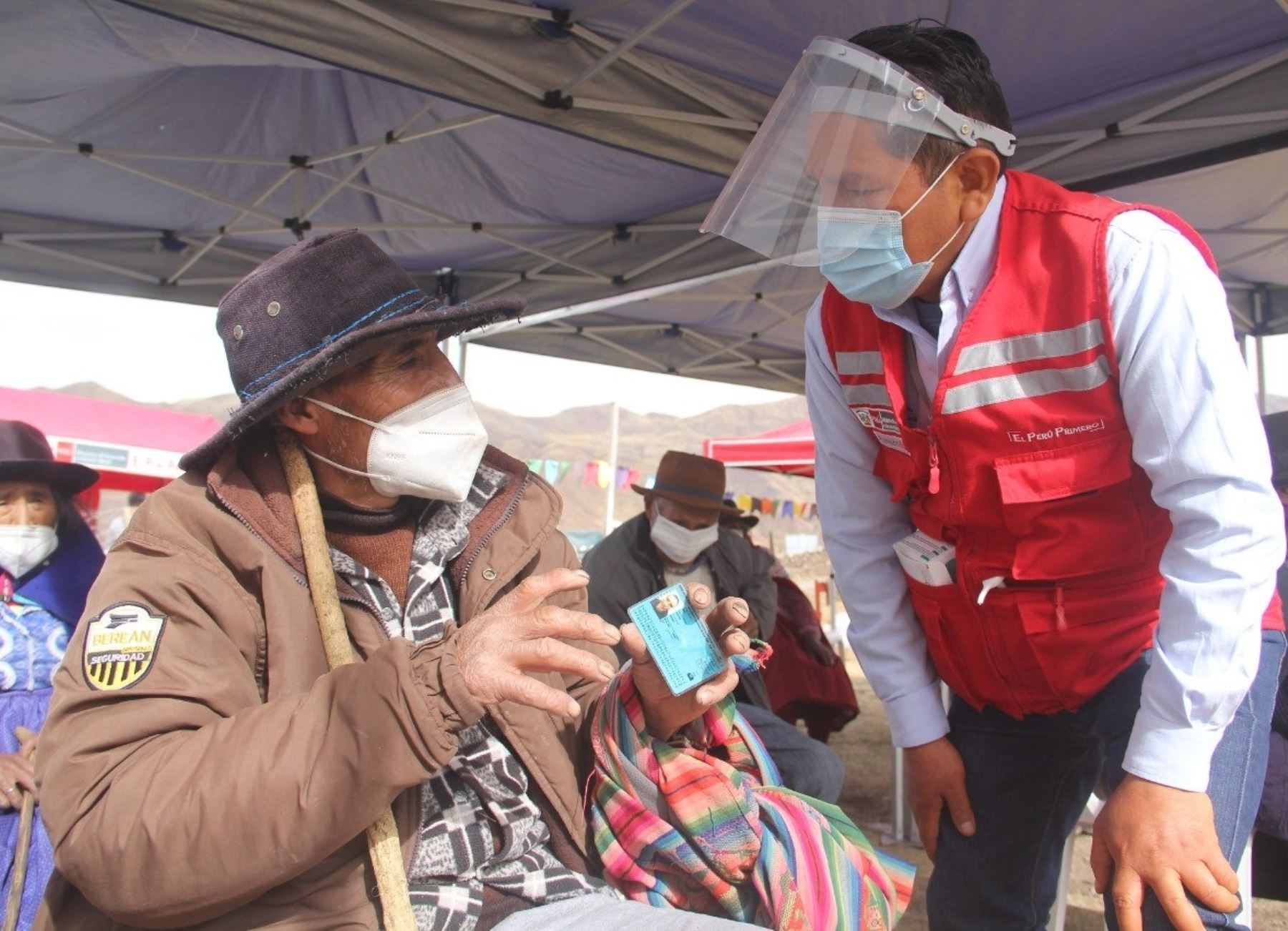 Pobladores de zonas rurales de Ayacucho se beneficiarán con la segunda caravana multisectorial que organiza el programa PAIS del Midis.