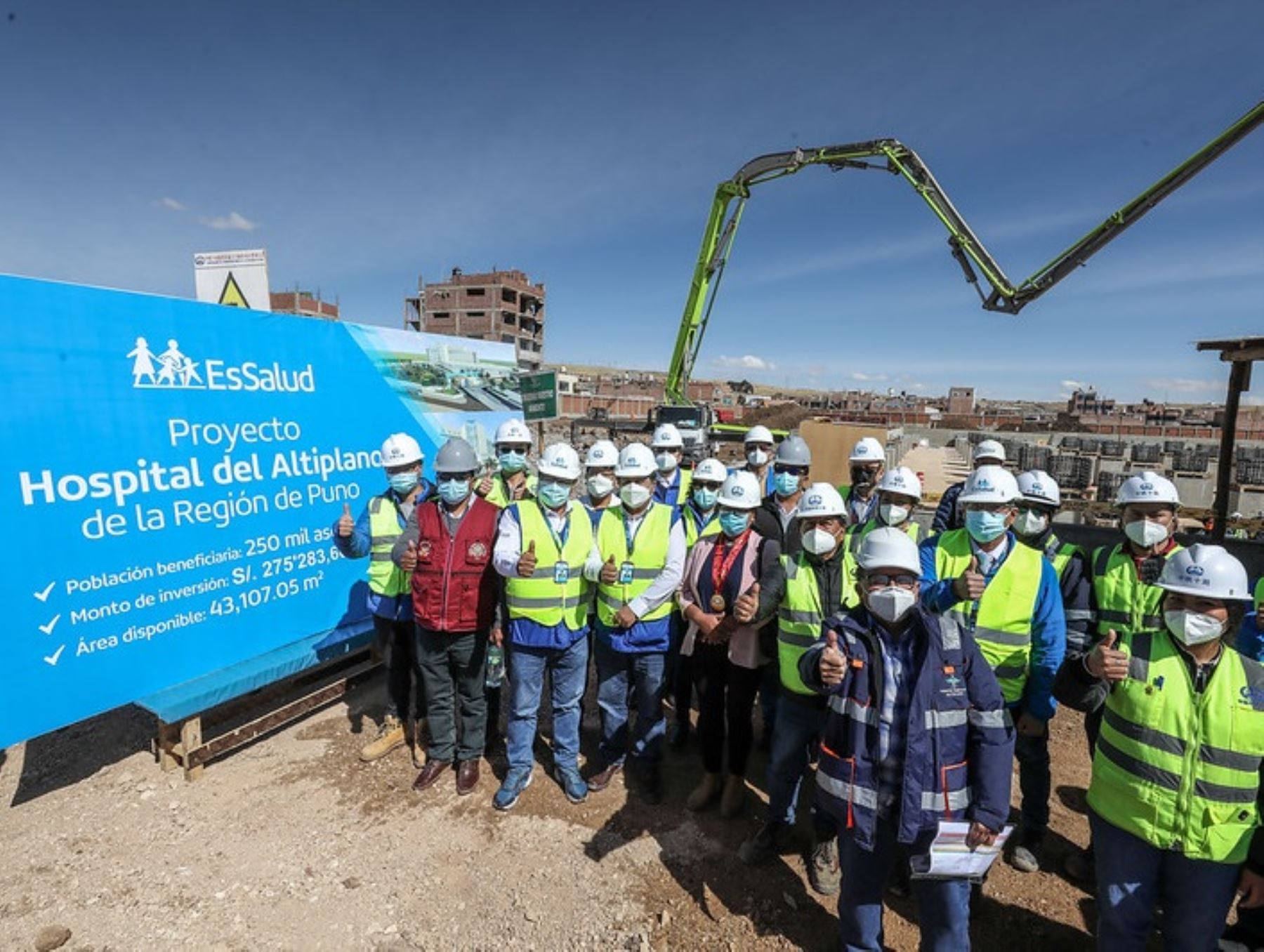 Más de 250,000 pobladores de Puno se beneficiarán con el nuevoo hospital del Altiplano que construye EsSalud en dicha región.