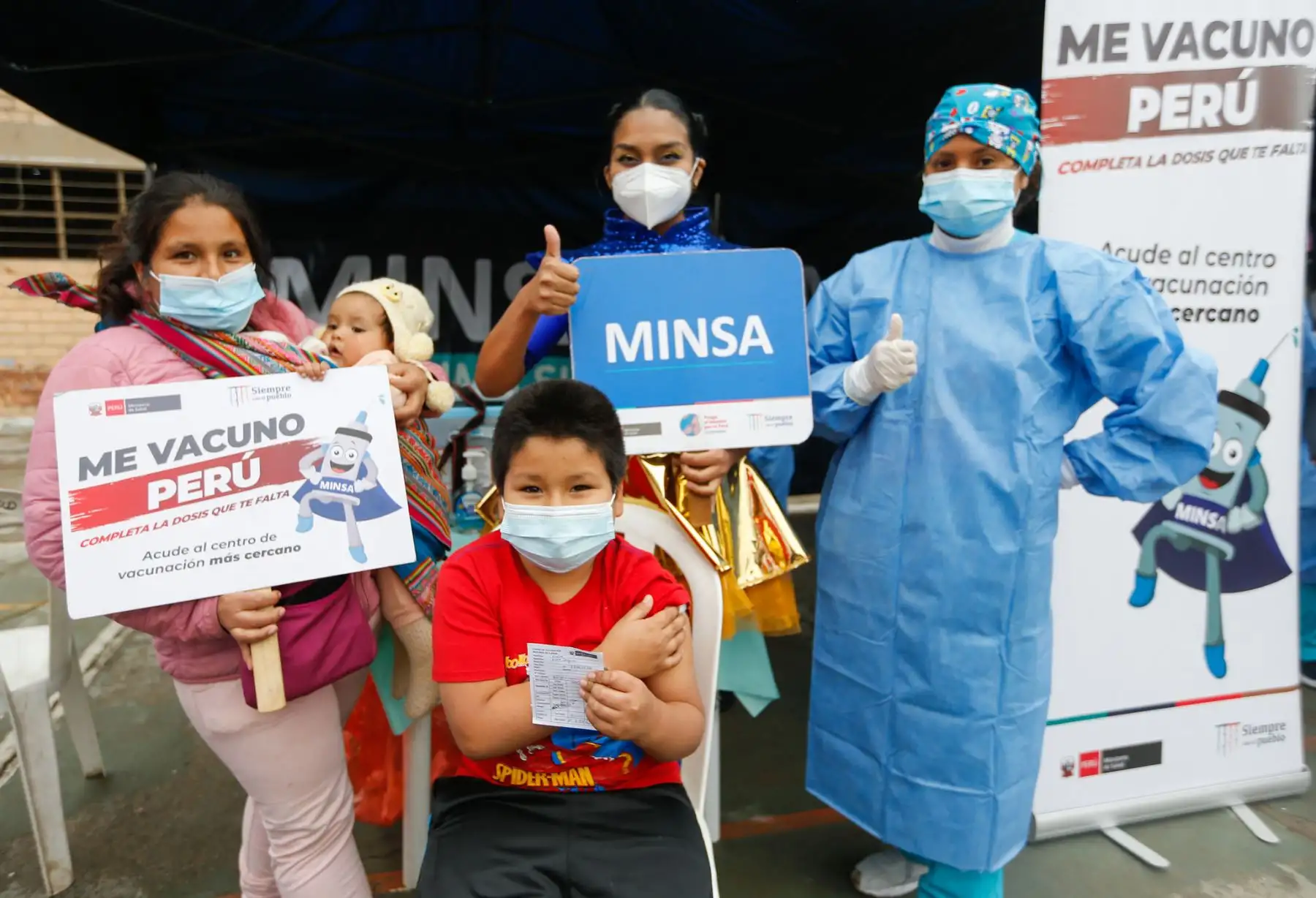 Minsa participa en la campaña de salud integral dirigida a 300 beneficiarios de las ollas comunes de Villa María del Triunfo.
Foto: Minsa