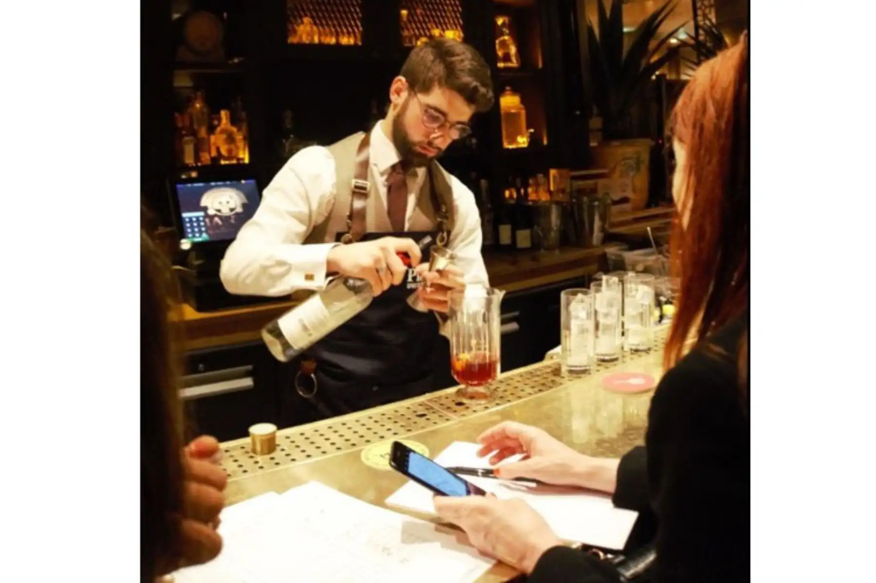 La Oficina Comercial de PROMPERÚ en París organizó la Pisco Week France, que reunió a los amantes de la coctelería alrededor del Pisco, la bebida nacional del Perú.
Foto: PROMPERÚ