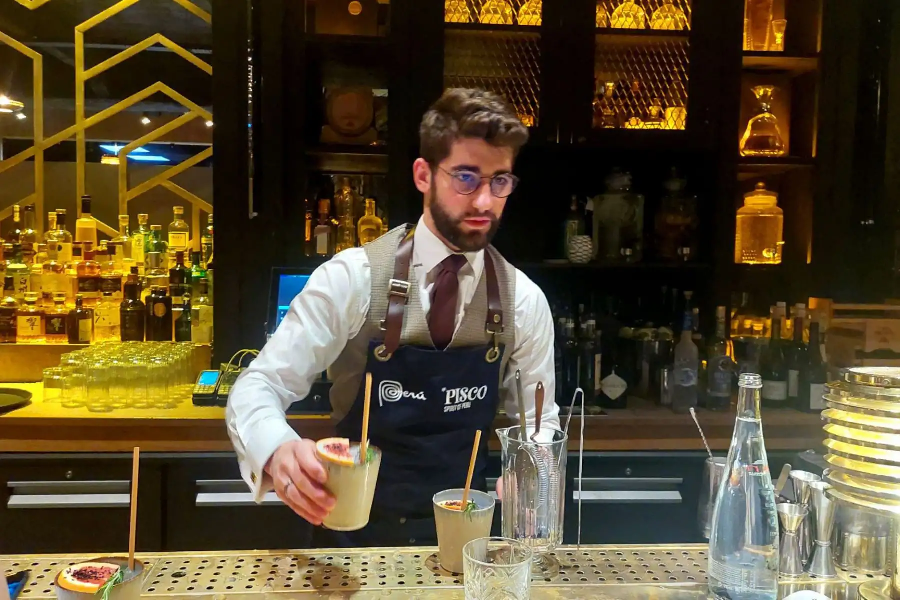 La pisco week  Francia es una oportunidad para descubrir nuevos sabores s gracias a los Cocteles clásicos, Pisco Sour o Chilcano, pero también para degustar nuevas creaciones en ediciones muy
limitadas. 
Foto: Oficina Comercial de Promperú en París