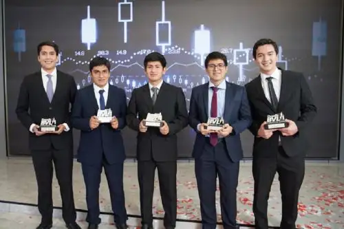Equipo ganador del primer Desafío BVL- Research Hack, conformado por estudiantes de Economía de la Universidad de Lima. Foto: Cortesía.