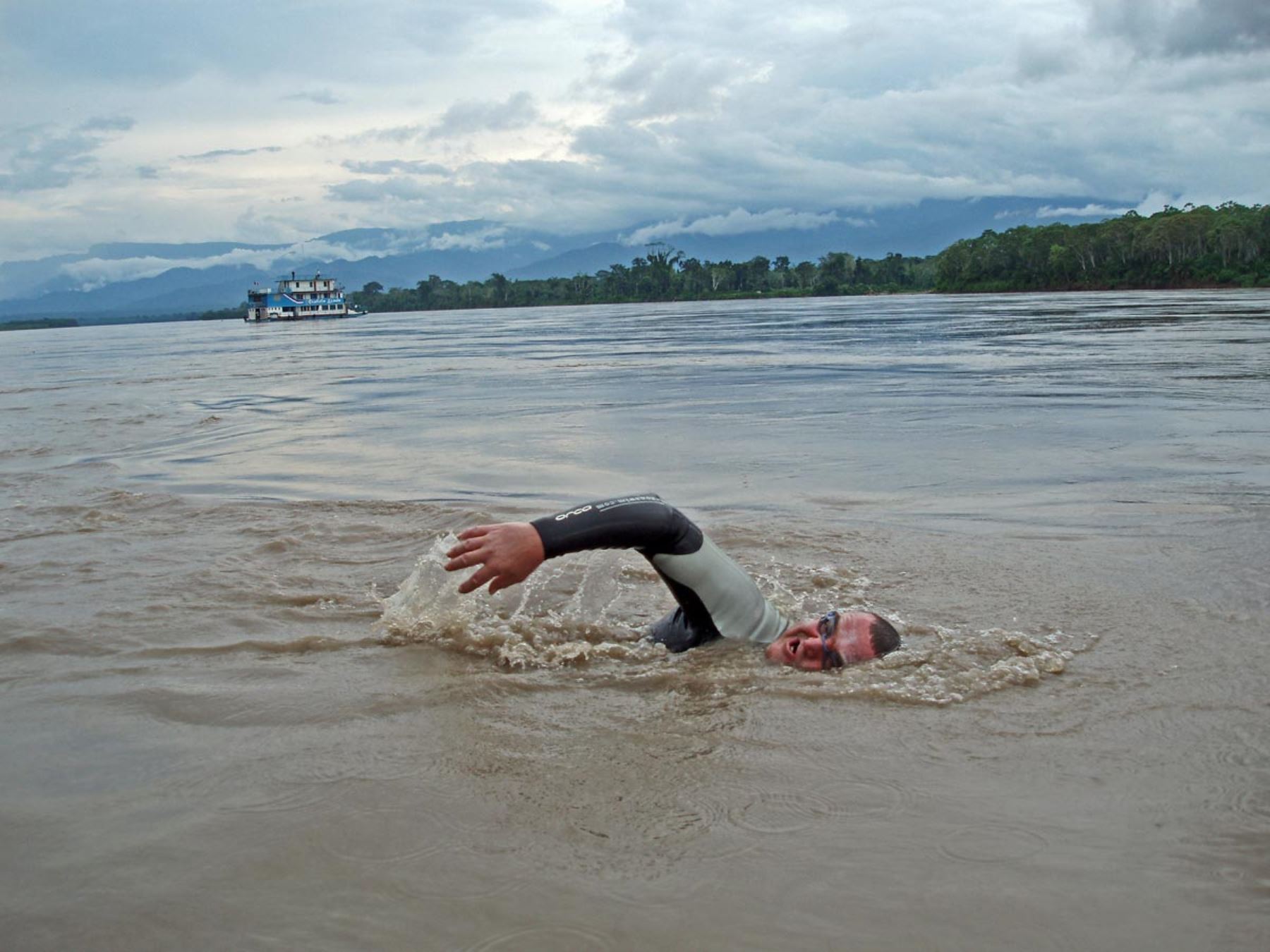 Martin Strel buscará nadar 100 kilómetros para pedir que la guerra en Ucrania acabe