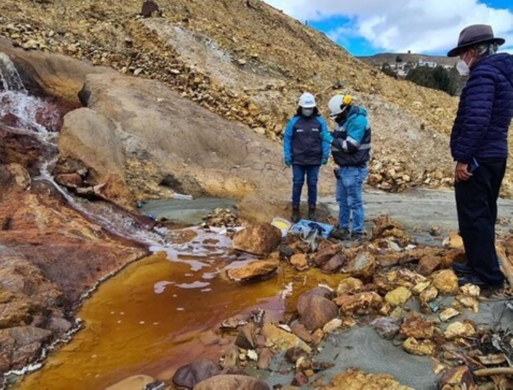 Una comitiva del Ministerio del Ambiente inspeccionó el impacto de la contaminación minera en la cuenca del río Moche, región La Libertad. ANDINA/Difusión