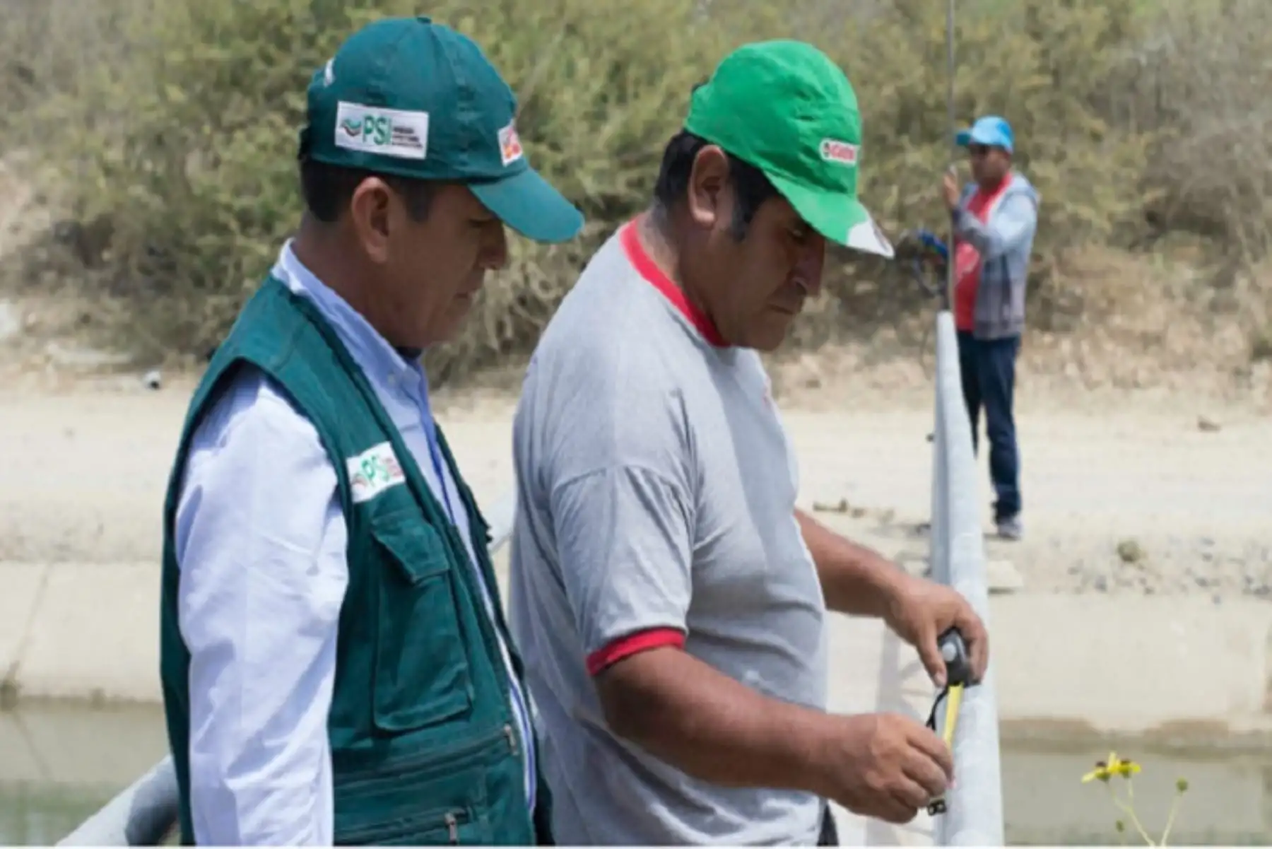 Beneficiarios participaron de eventos de sensibilización, capacitación y asistencia técnica en la gestión de recursos hídricos e implementación de buenas prácticas de riego.