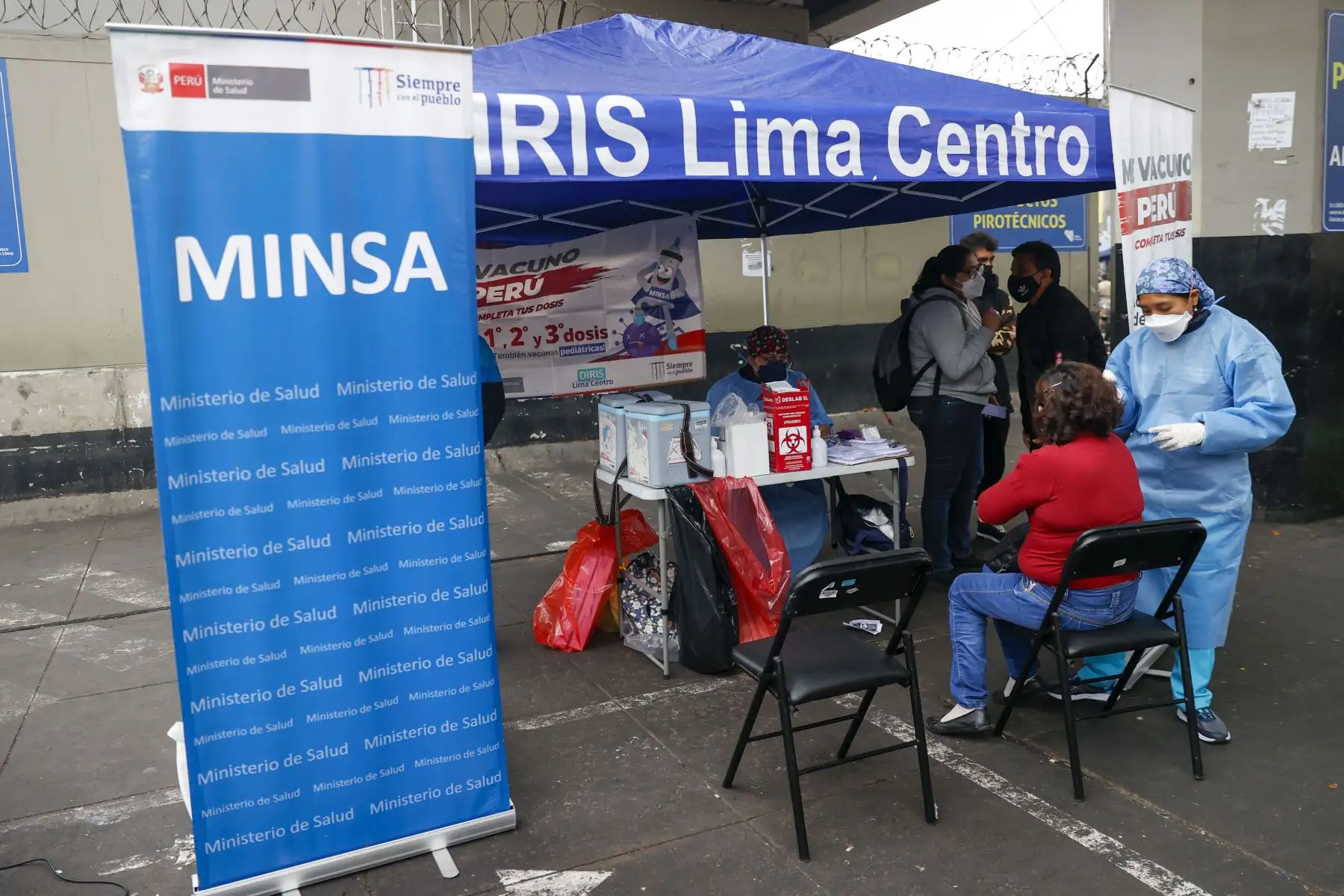 Ministerio de Salud realiza campaña de vacunación contra el covid-19 en la Estación Gamarra de la Linea 1 del Metro de Lima.
Foto: ANDINA/Carla Patiño Ramírez