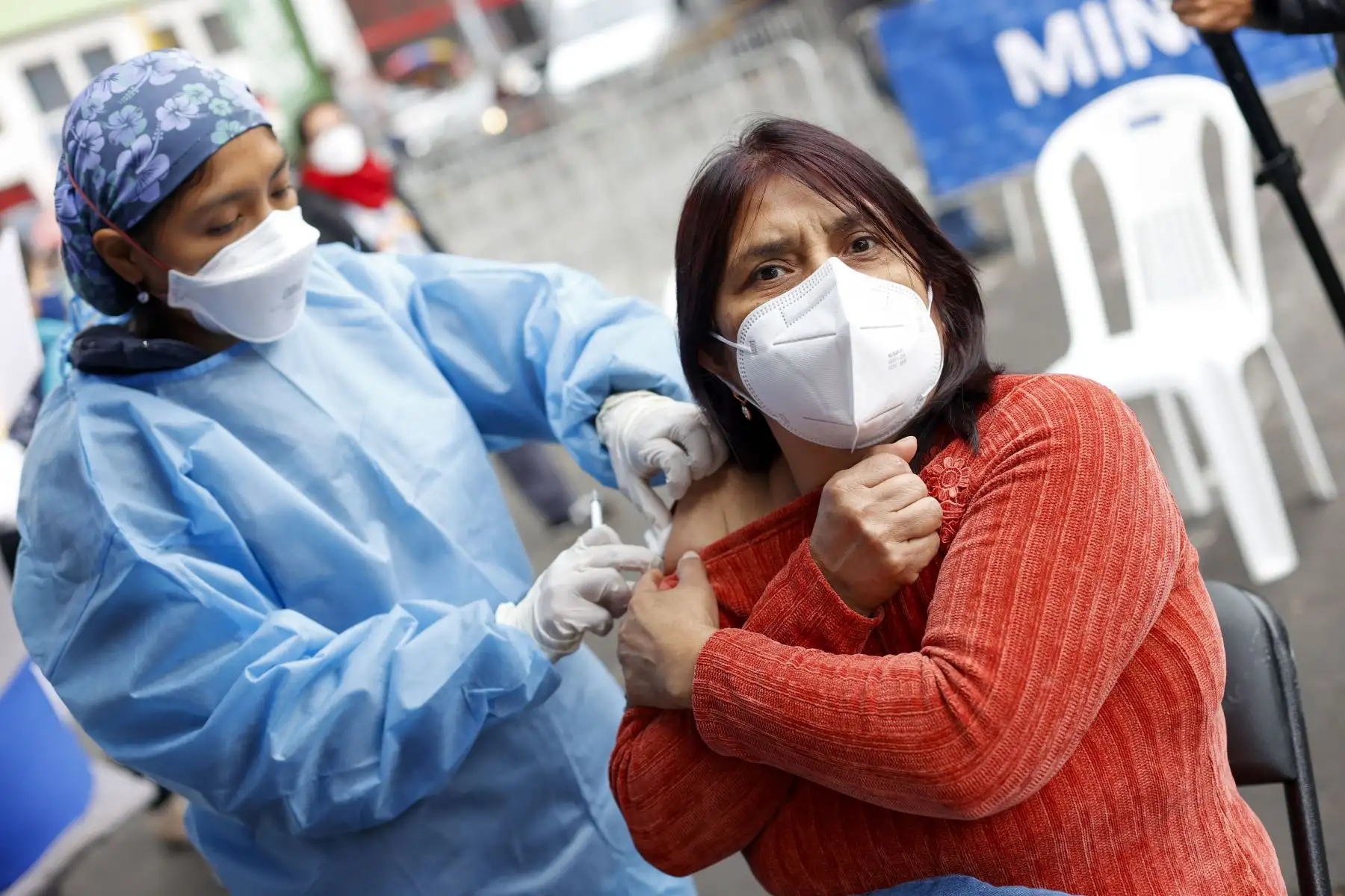 Ministerio de Salud realiza campaña de vacunación contra el covid-19 en la Estación Gamarra de la Linea 1 del Metro de Lima.
Foto: ANDINA/Carla Patiño Ramírez