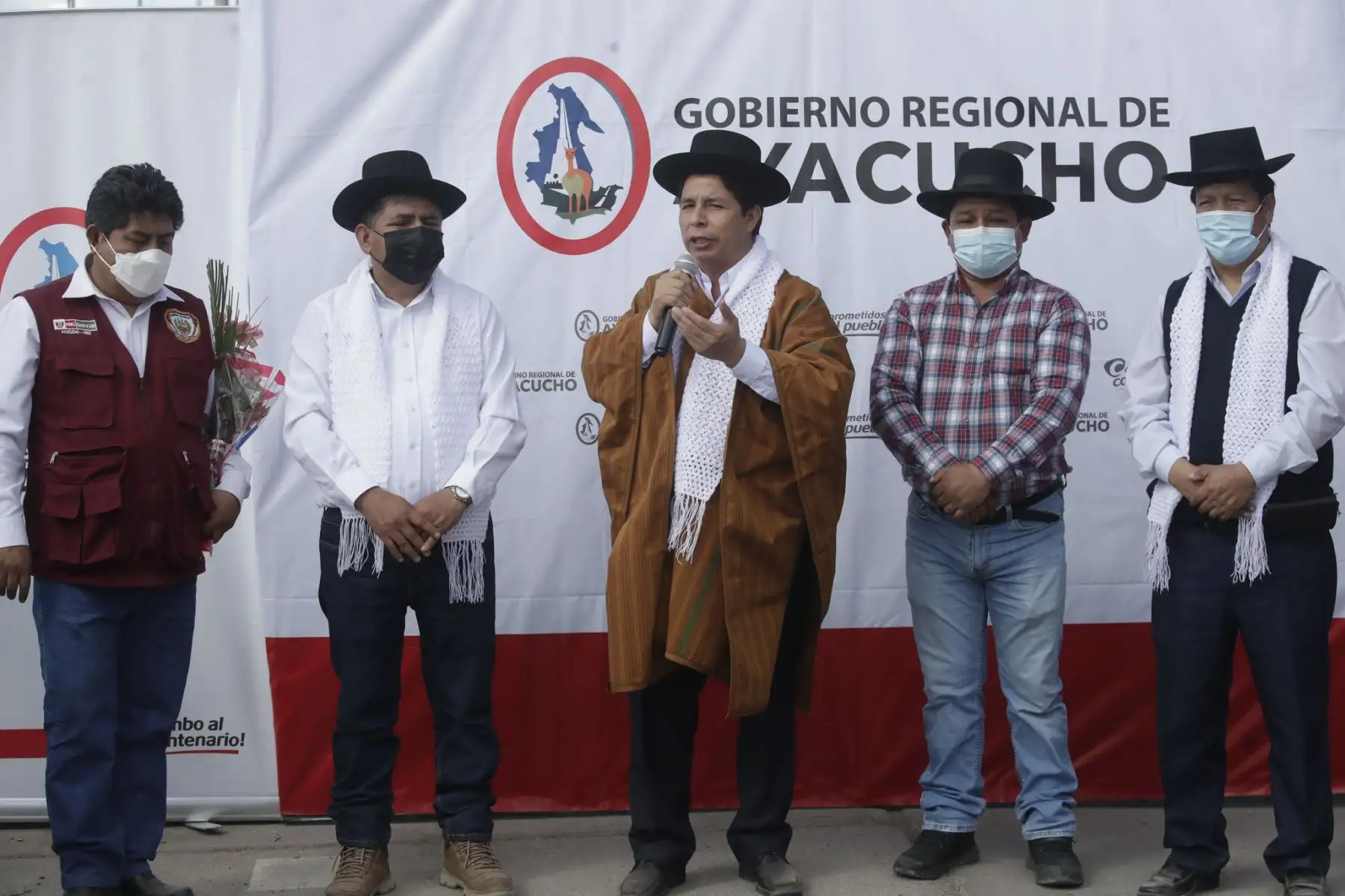 El presidente de la República, Pedro Castillo, inauguró el asfaltado de la carretera Chupas- Chiara-Huamanga, en la región Ayacucho. Foto: ANDINA/Prensa Presidencia