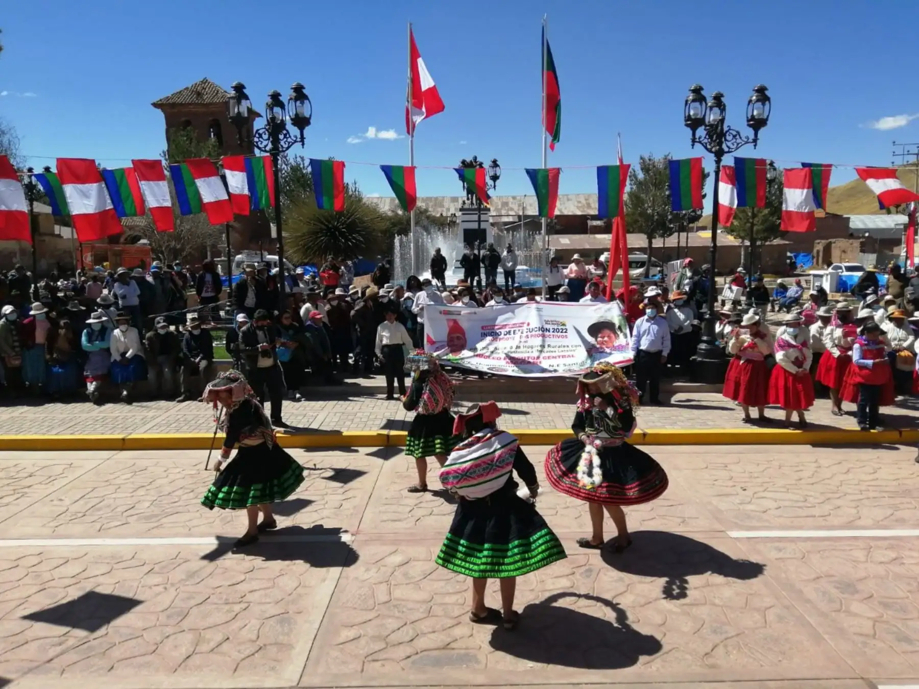 Puno: Foncodes inicio 4 proyectos de Haku Wiñay para gestión de emprendimientos