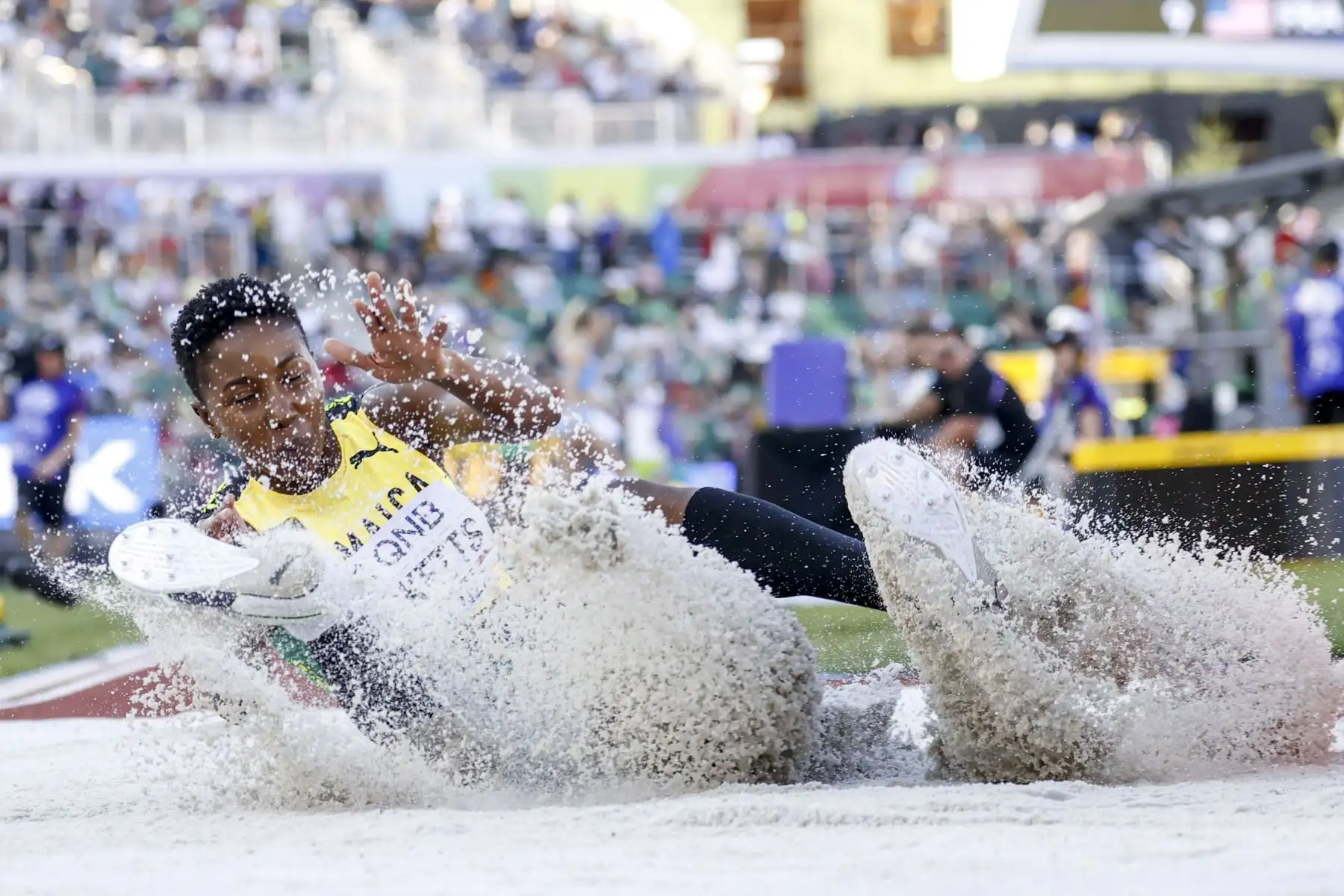 HaniekaRicketts de Jamaica compite en la final del Triple Salto Femenino en el Campeonato Mundial de Atletismo Oregon22 en el Hayward Field de Eugene, Oregón, EE.UU.
Foto: EFE