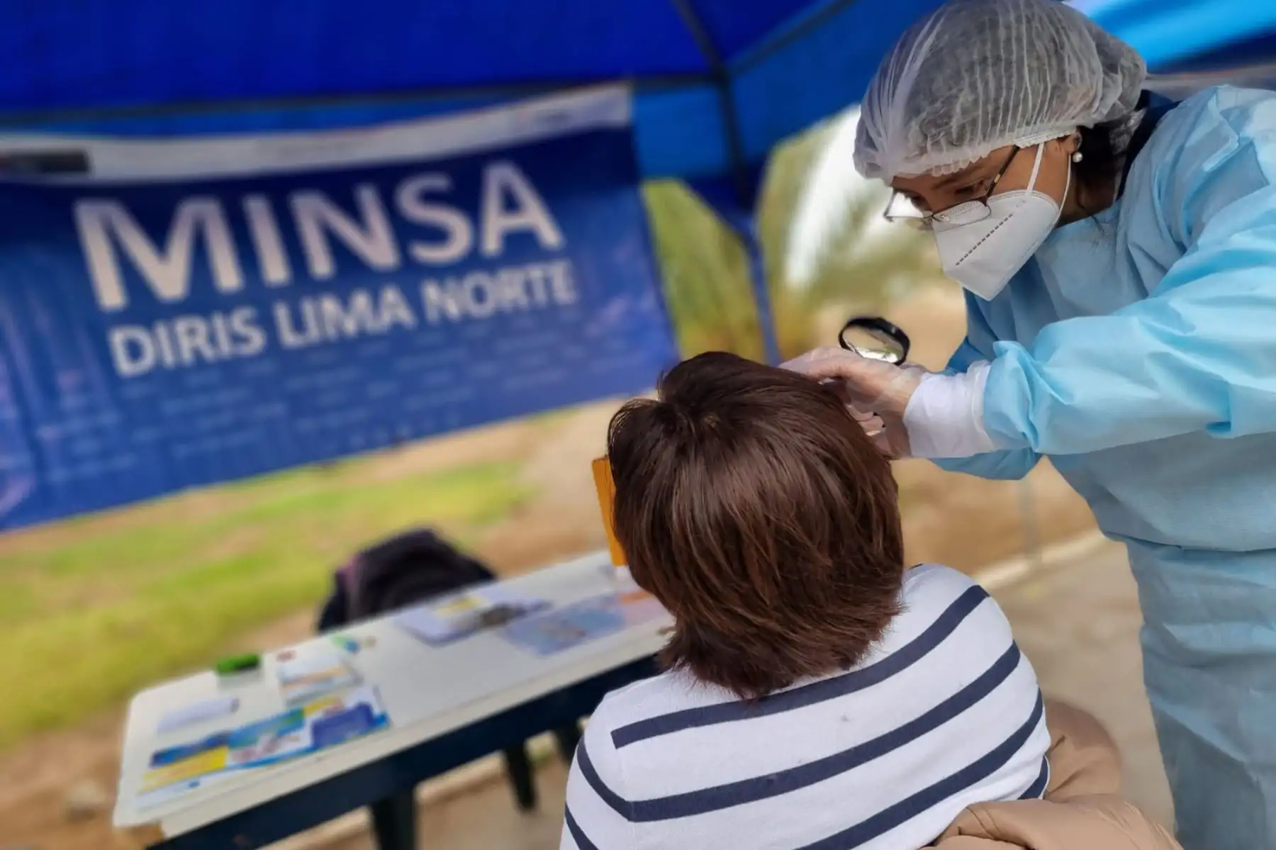 Minsa promueve campaña de vacunación contra la covid-19 en el balneario Santa Rosa. Así mismo brinda otros servicios de salud como charlas sobre salud mental,  odontología, salud ocular, nutrición, entre otros servicios.
Foto: Minsa