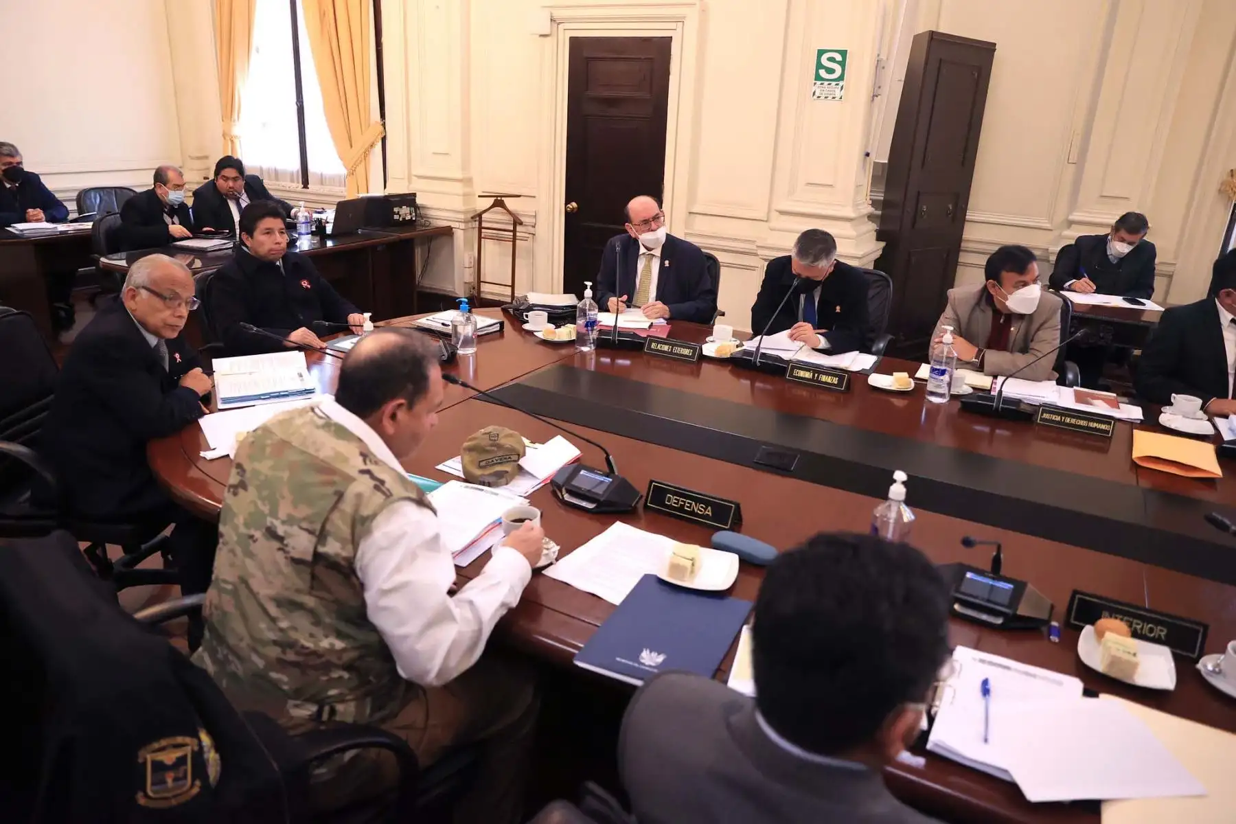 El presidente de la República, Pedro Castillo, lidera una nueva sesión del Consejo de Ministros en la sede de Palacio de Gobierno. Foto: ANDINA/ Prensa Presidencia